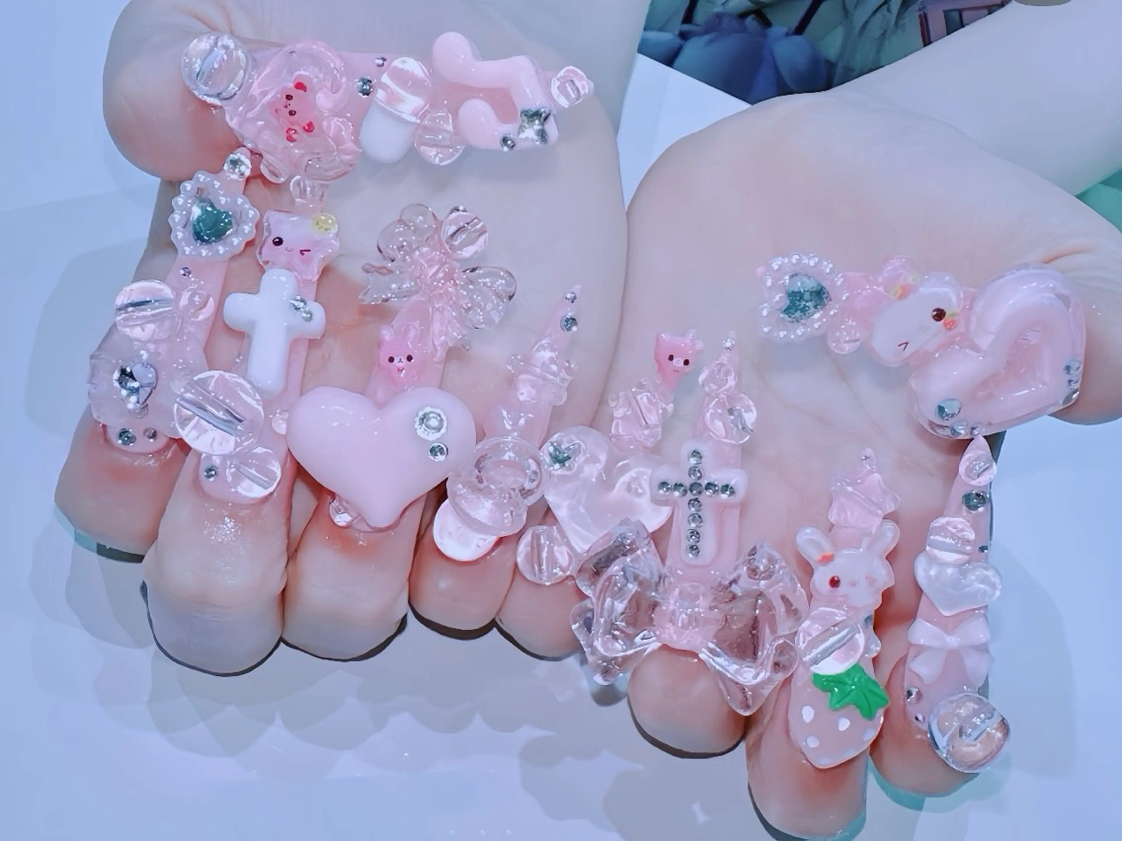 ネイル チークネイル フレンチネイル ラメ(グリッター) マグネットネイル ニュアンスネイル ハンドネイル Rin Nail 新大久保店のネイルデザイン