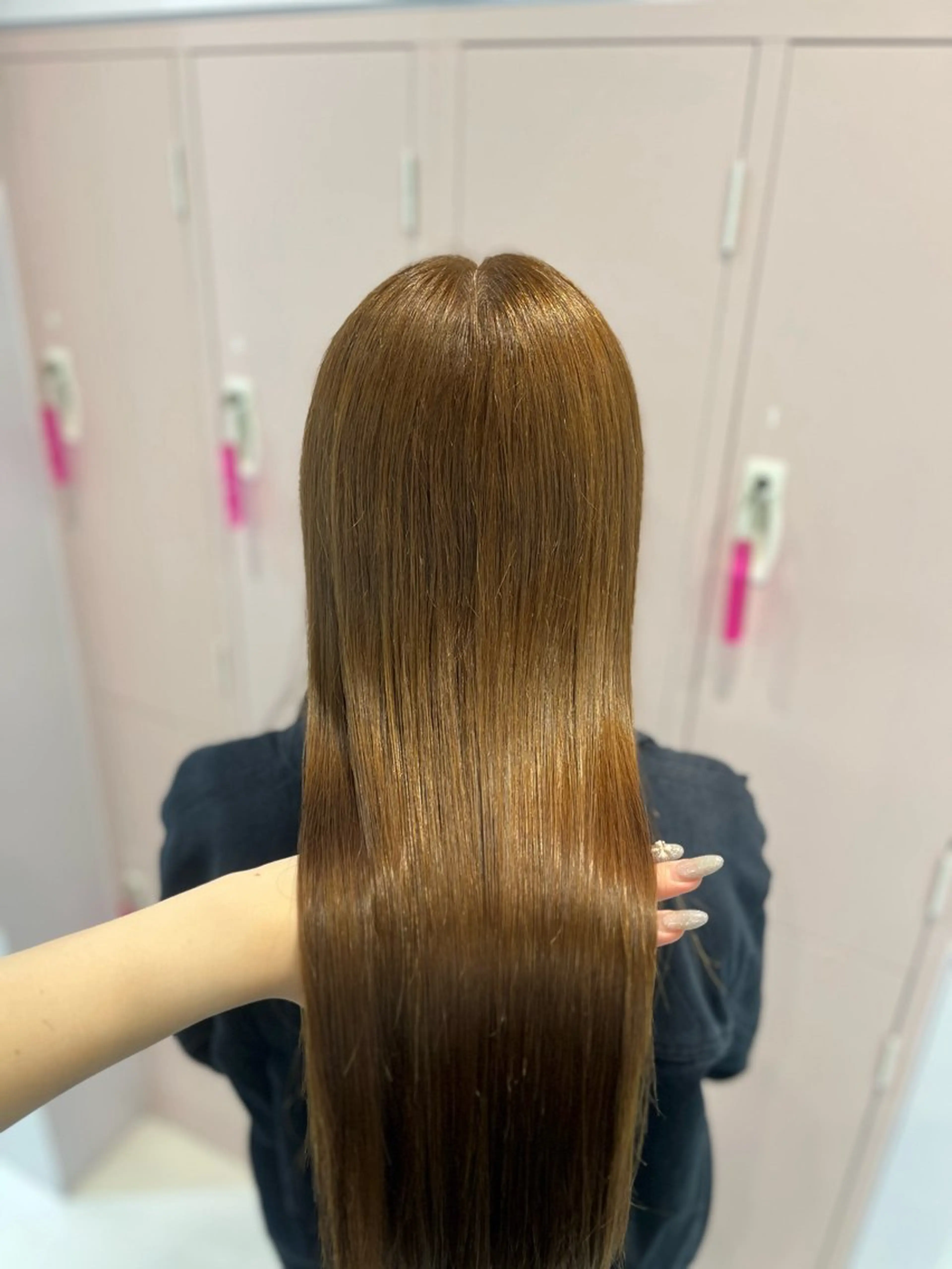 カラー ベージュカラー amane໒꒱うる艶 ブリーチ透明感カラーのヘアスタイル
