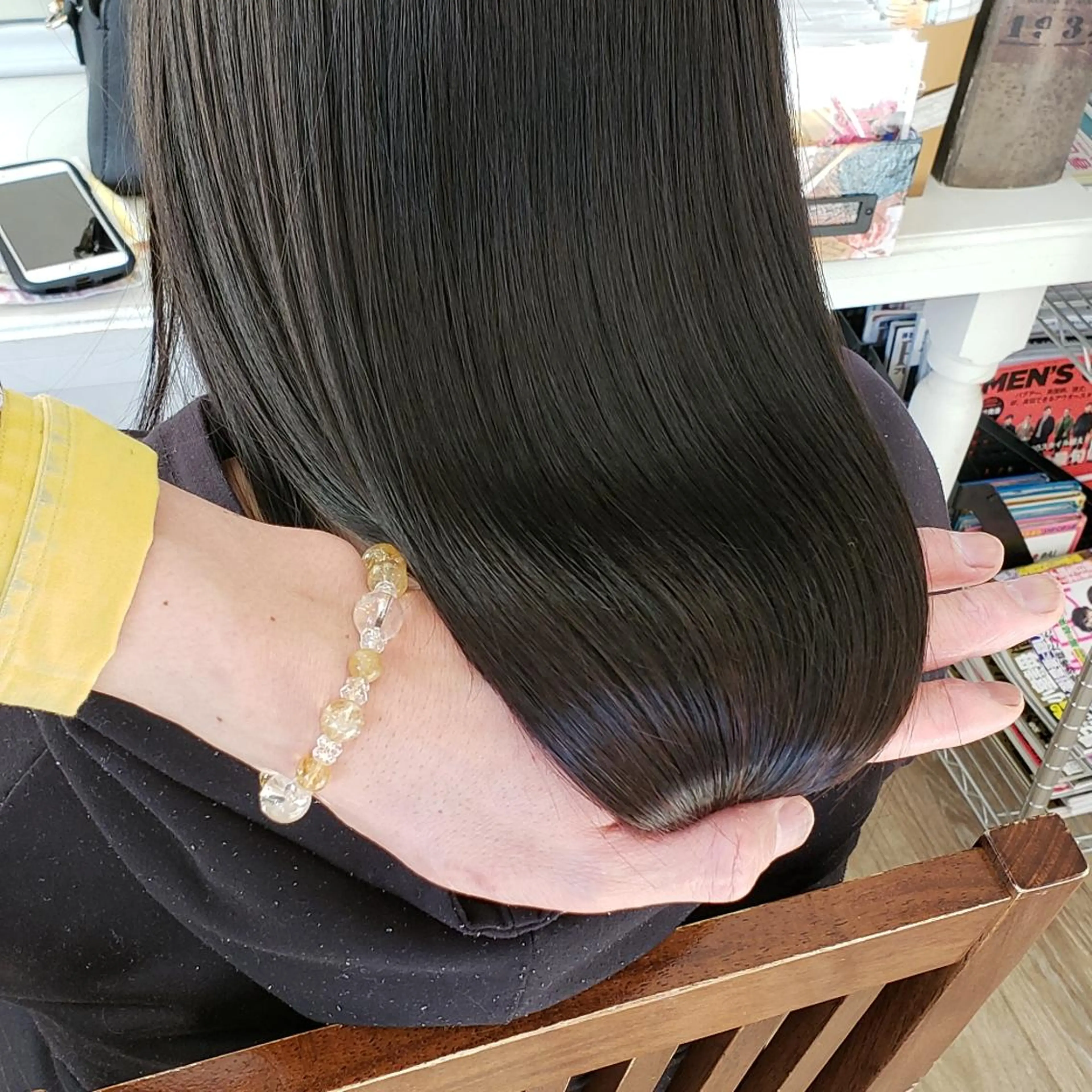 ミディアム カラー 髪の病院  ルーミールームのヘアスタイル