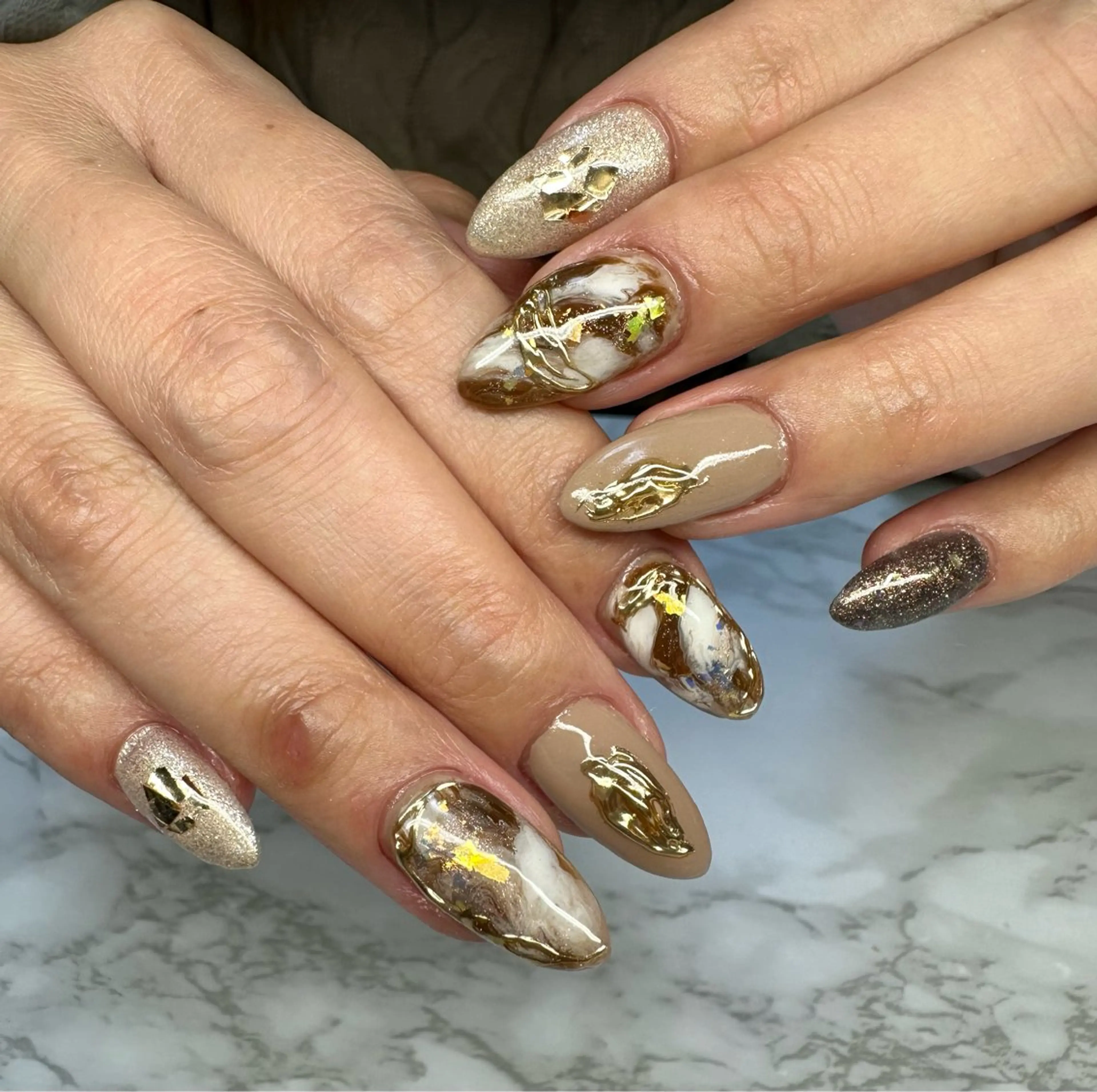 ネイル アートネイル ラメ(グリッター) ミラーネイル ニュアンスネイル 冬ネイル M.N_ nailのネイルデザイン