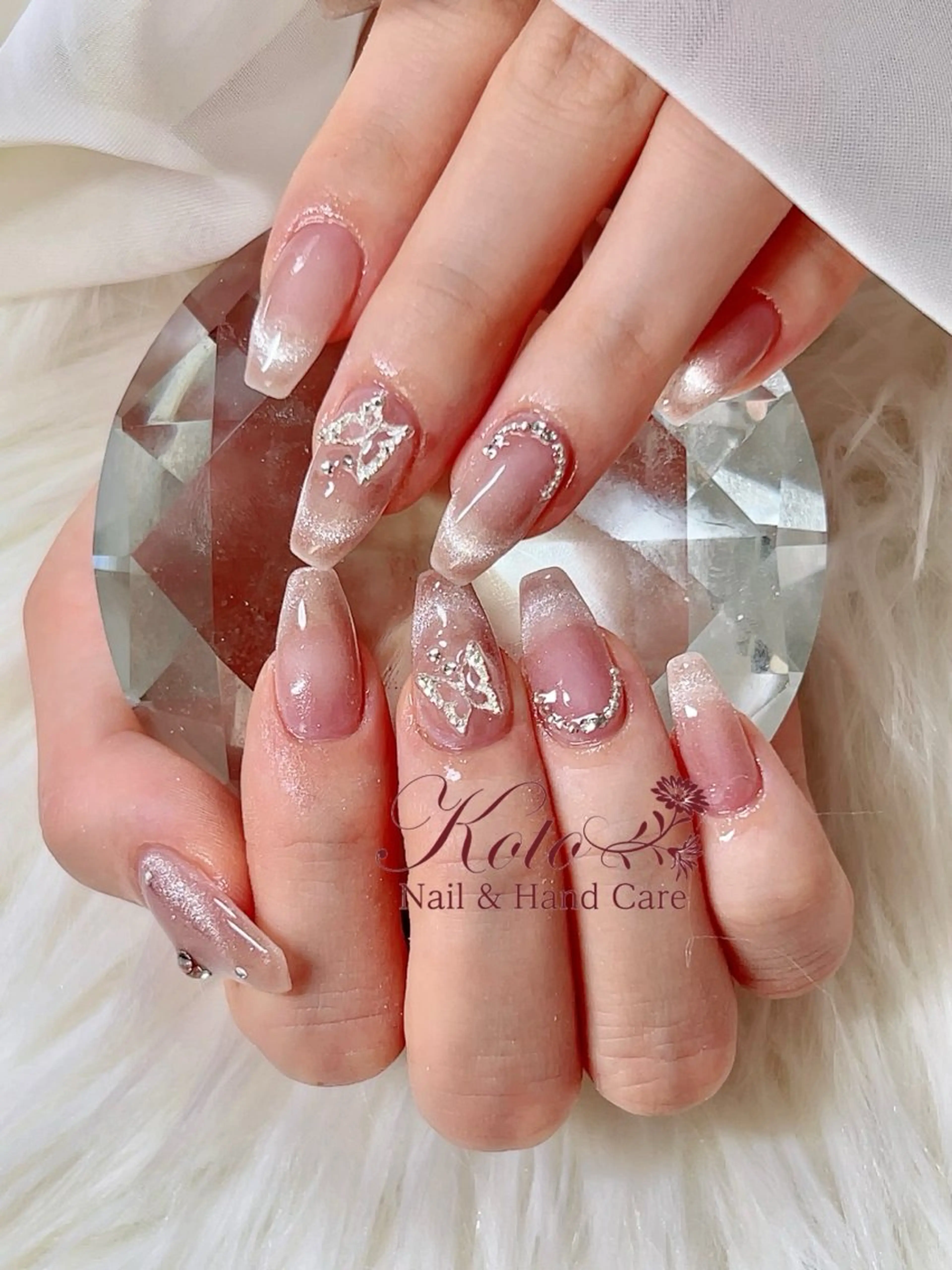 ネイル 長さ出し ジェルネイル 持ち込み ニュアンスネイル 赤色 ハンドネイル Nail Salon KOTOのネイルデザイン