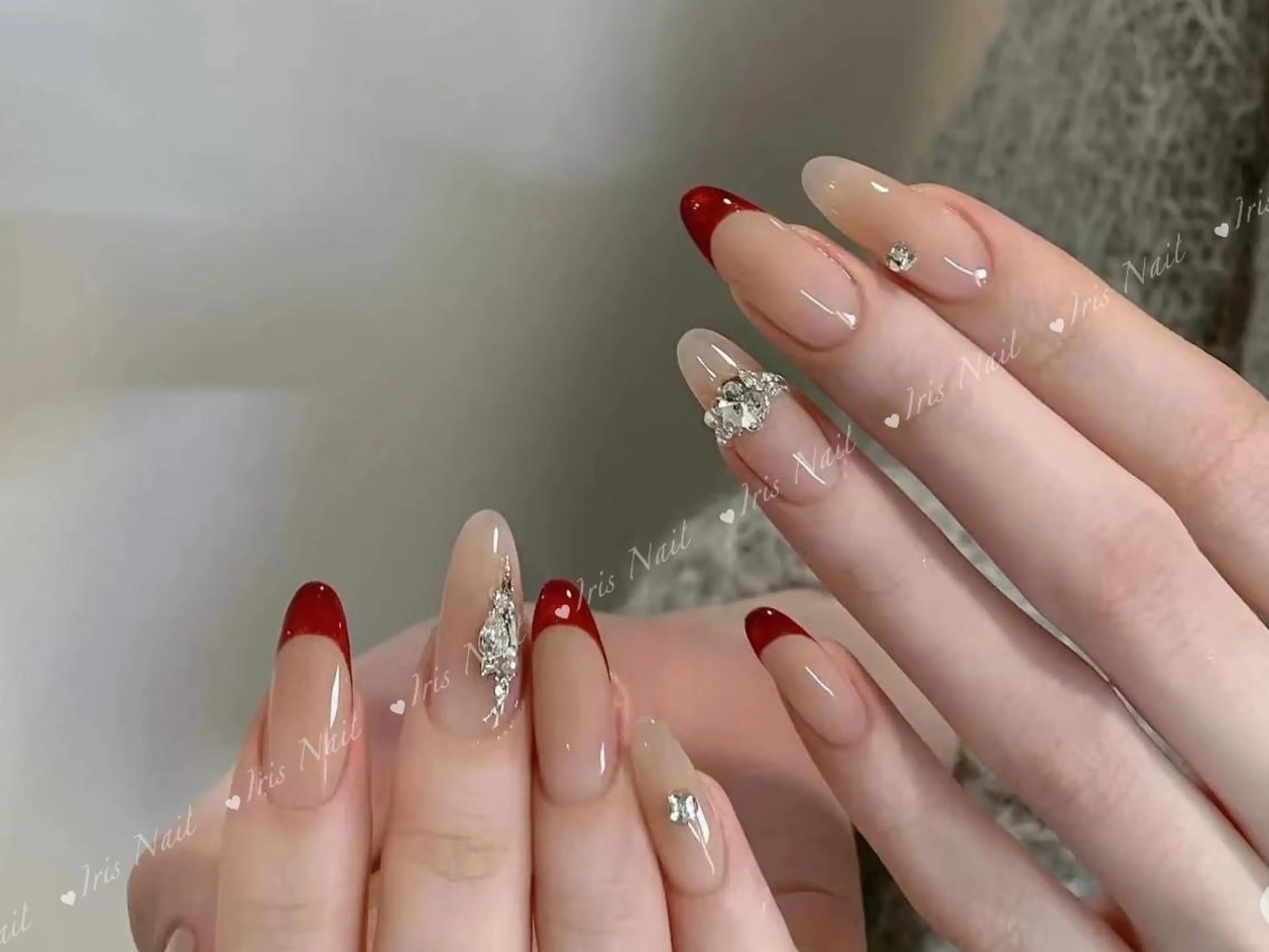 ネイル フレンチネイル 赤色 ハンドネイル ハンドケア 🍒IRIS Nail🌸のネイルデザイン
