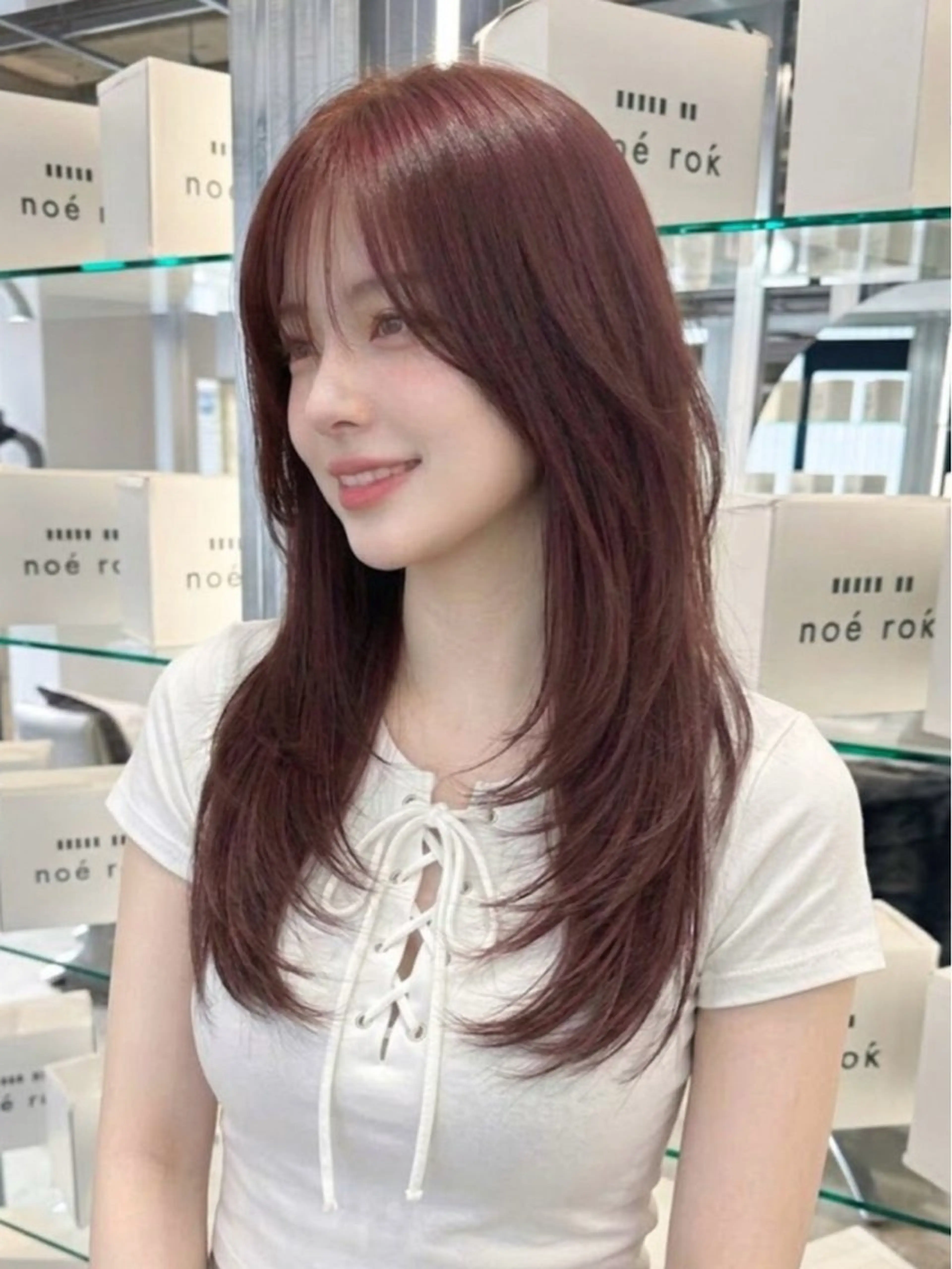 ロング カラー MINORI /レイヤーカットのヘアスタイル