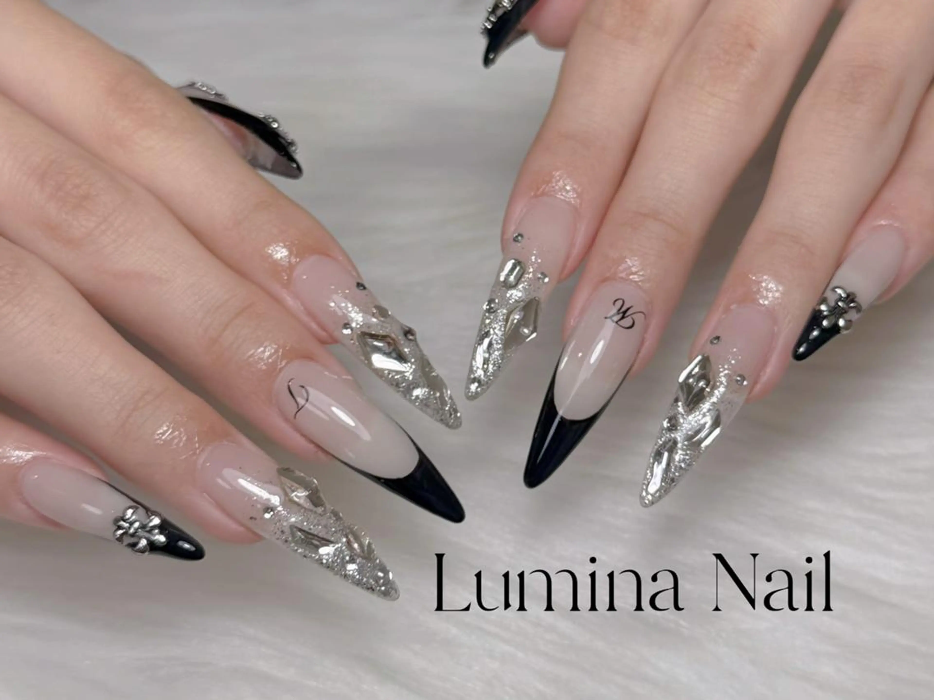ネイル ハンドネイル Lumina Nail💕のネイルデザイン