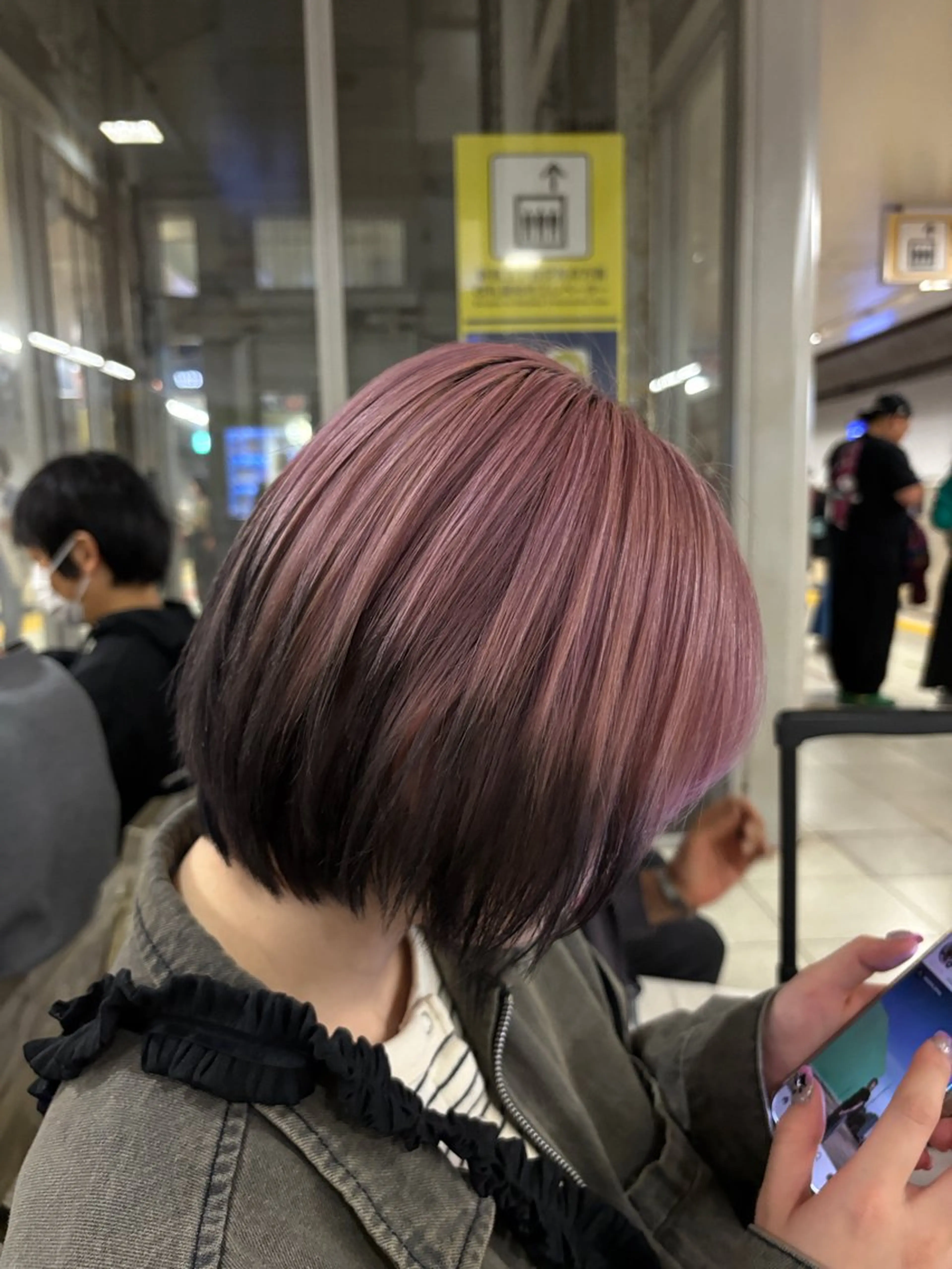 ショート カラー カット ヘアカラー 🍒ྀི🍓 そら🌺🩷ྀིのヘアスタイル