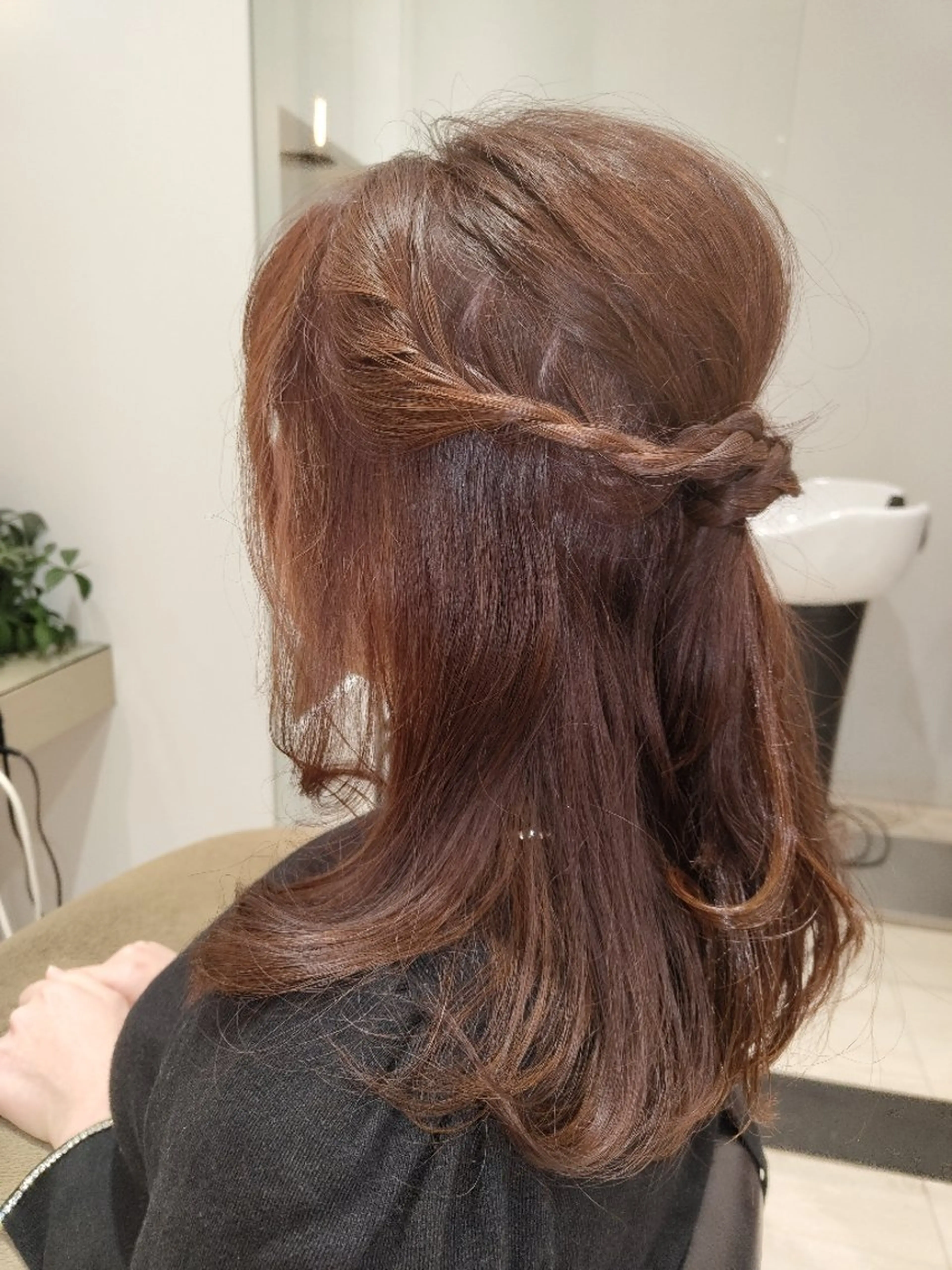 ロング カット ヘアカラー Fucai tomocoのヘアスタイル