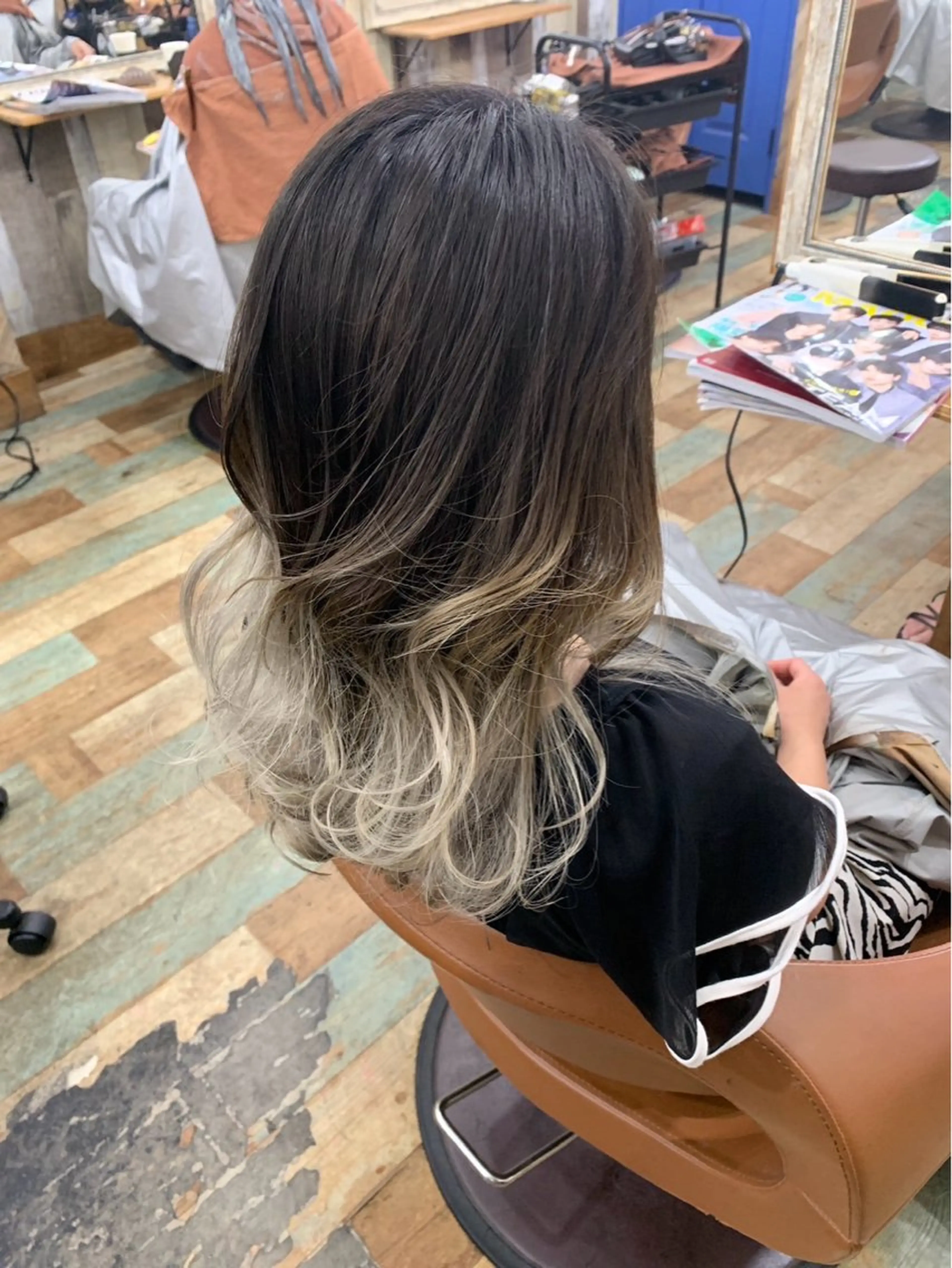 ミディアム カラー Hair's RooMのヘアスタイル