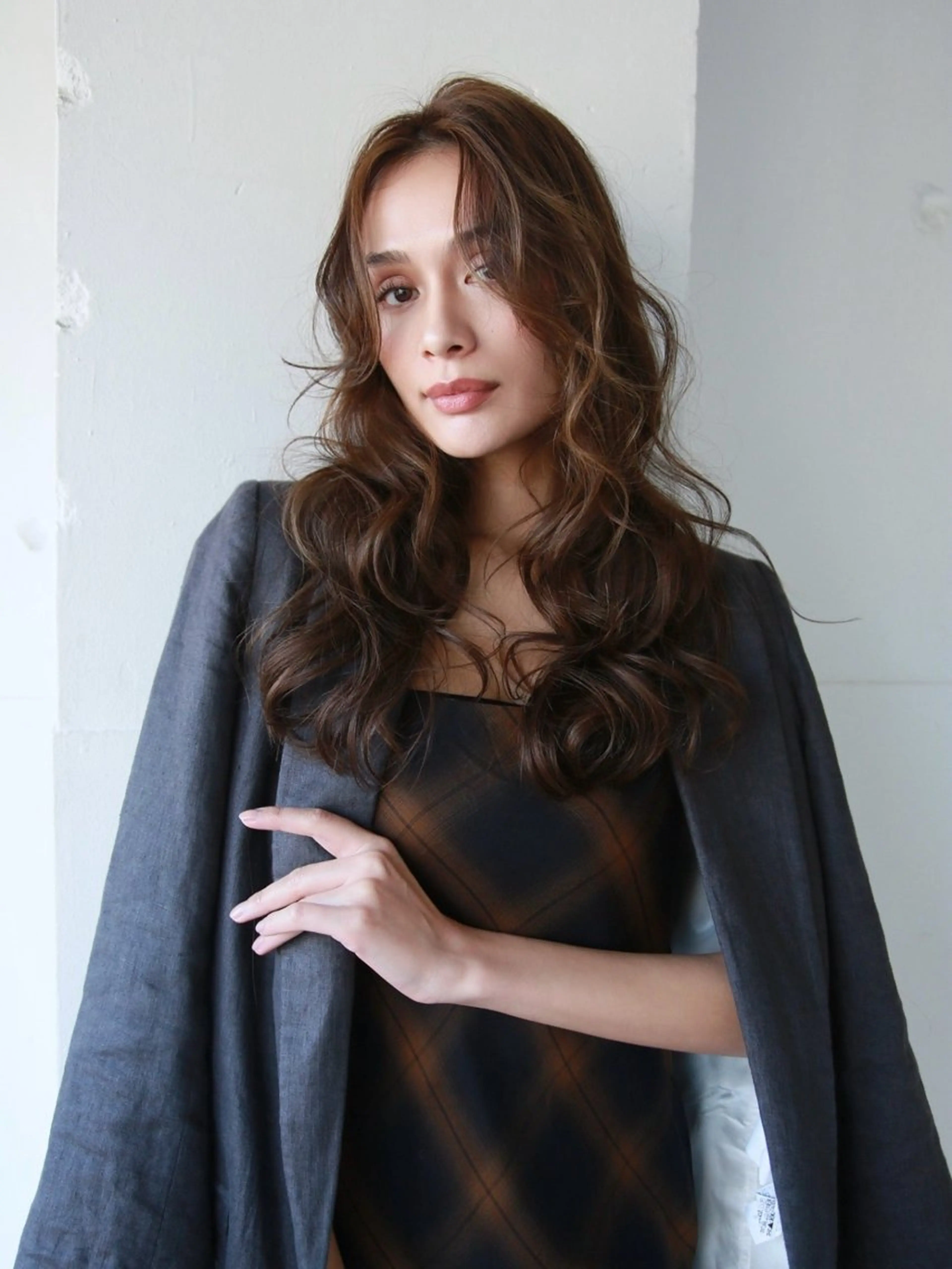 セミロング カラー ハイライトカラー ハイライト レイヤーカット ナガミネアリサ/ 学芸大学/海外ヘアのヘアスタイル