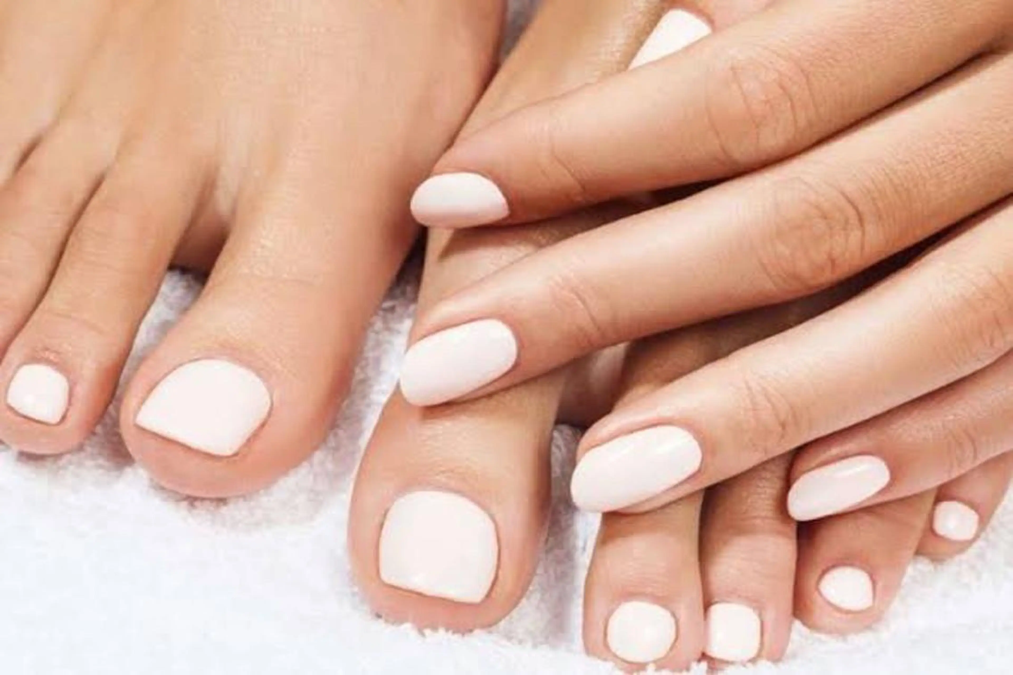 ネイル ハンドネイル フットネイル 米澤 ハナユキのネイルデザイン