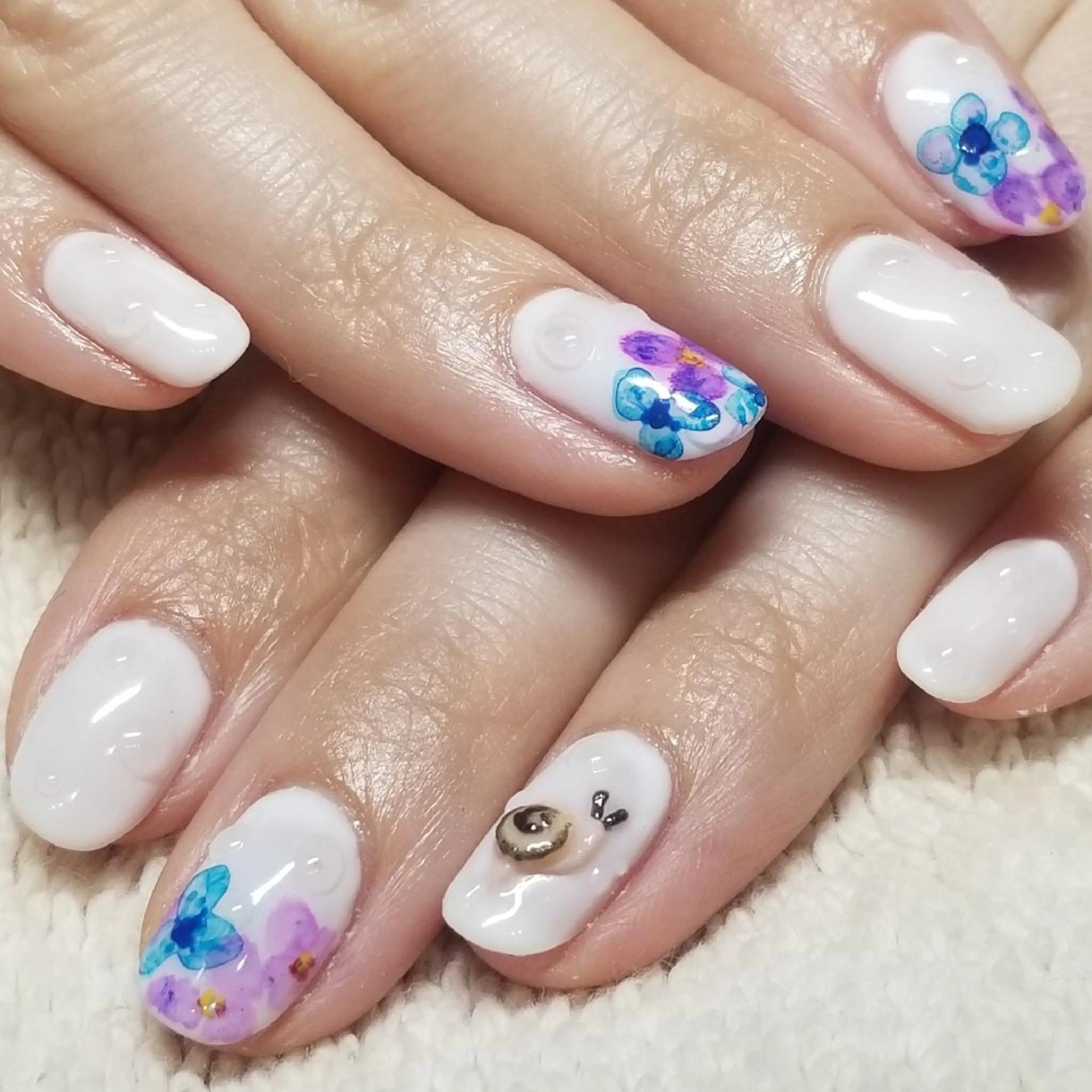 ネイル ワンカラーネイル ホワイト ハンドネイル よしだ ひろきのネイルデザイン