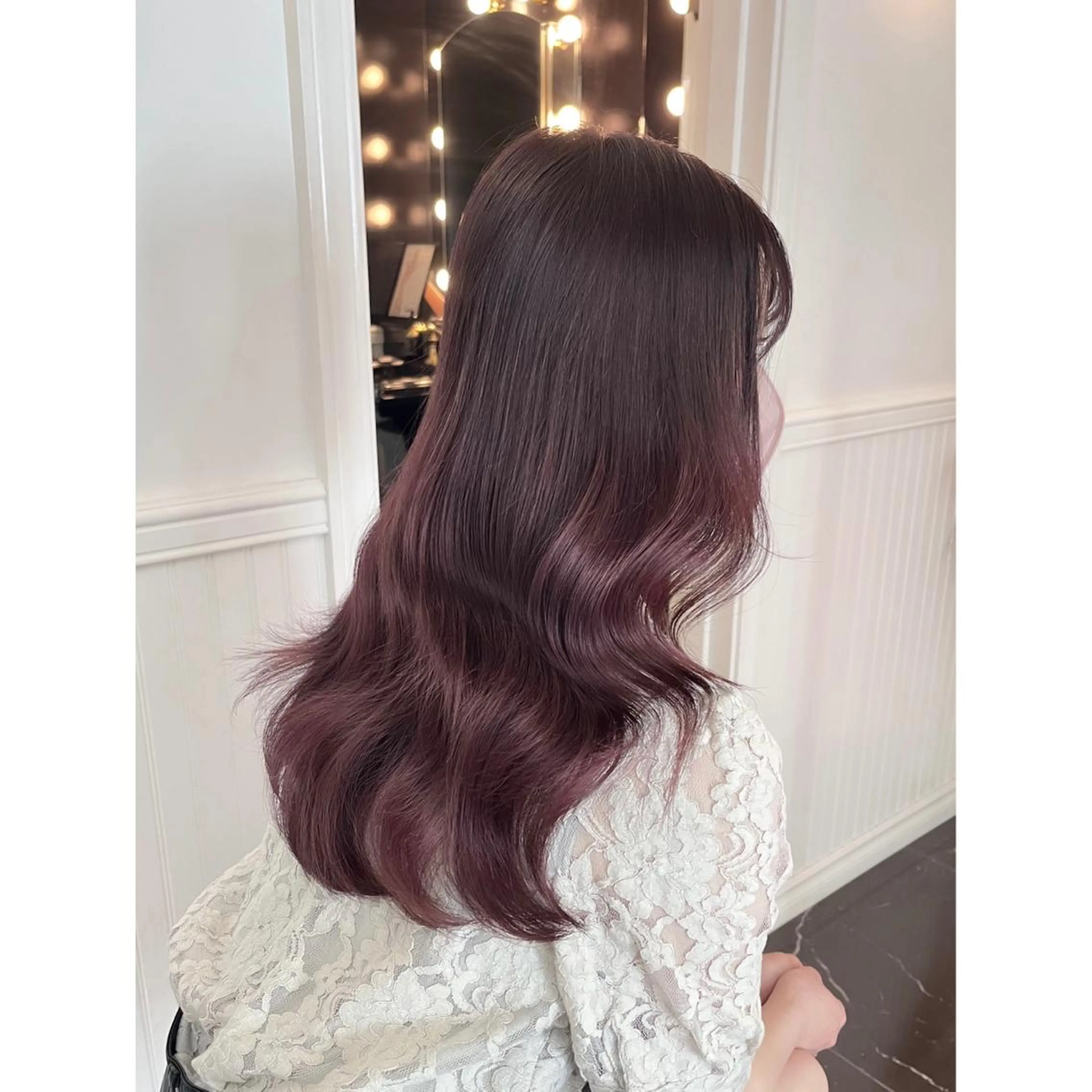 ロング カラー ブリーチ ヘアカラー LOTTA CUCCI所属・miyu /トレンド カラー×艶髪のヘアスタイル