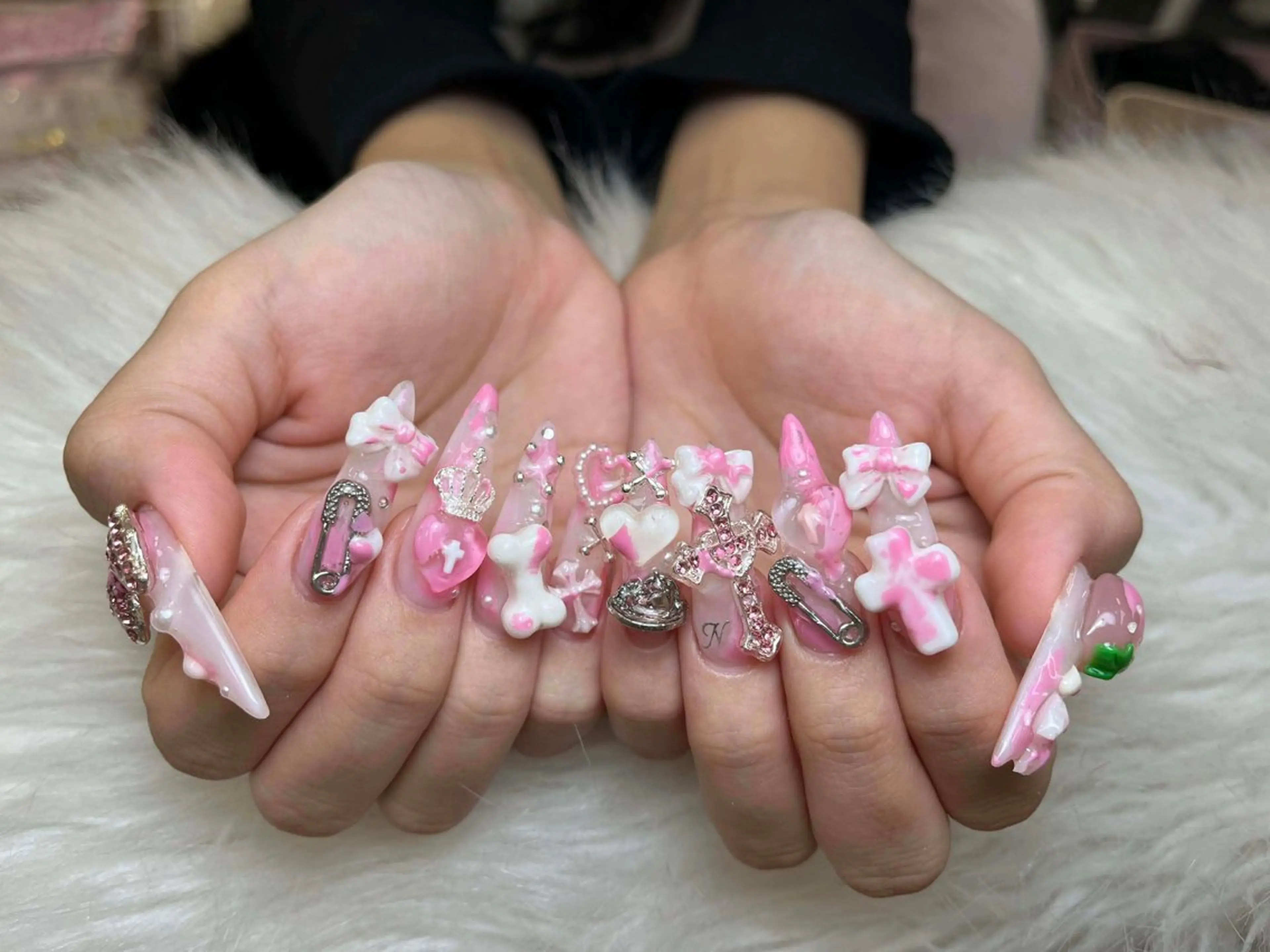 ネイル アートネイル 成人式 ジェルネイル ニュアンスネイル 夏ネイル ハンドネイル Jenn Nail Salonのネイルデザイン