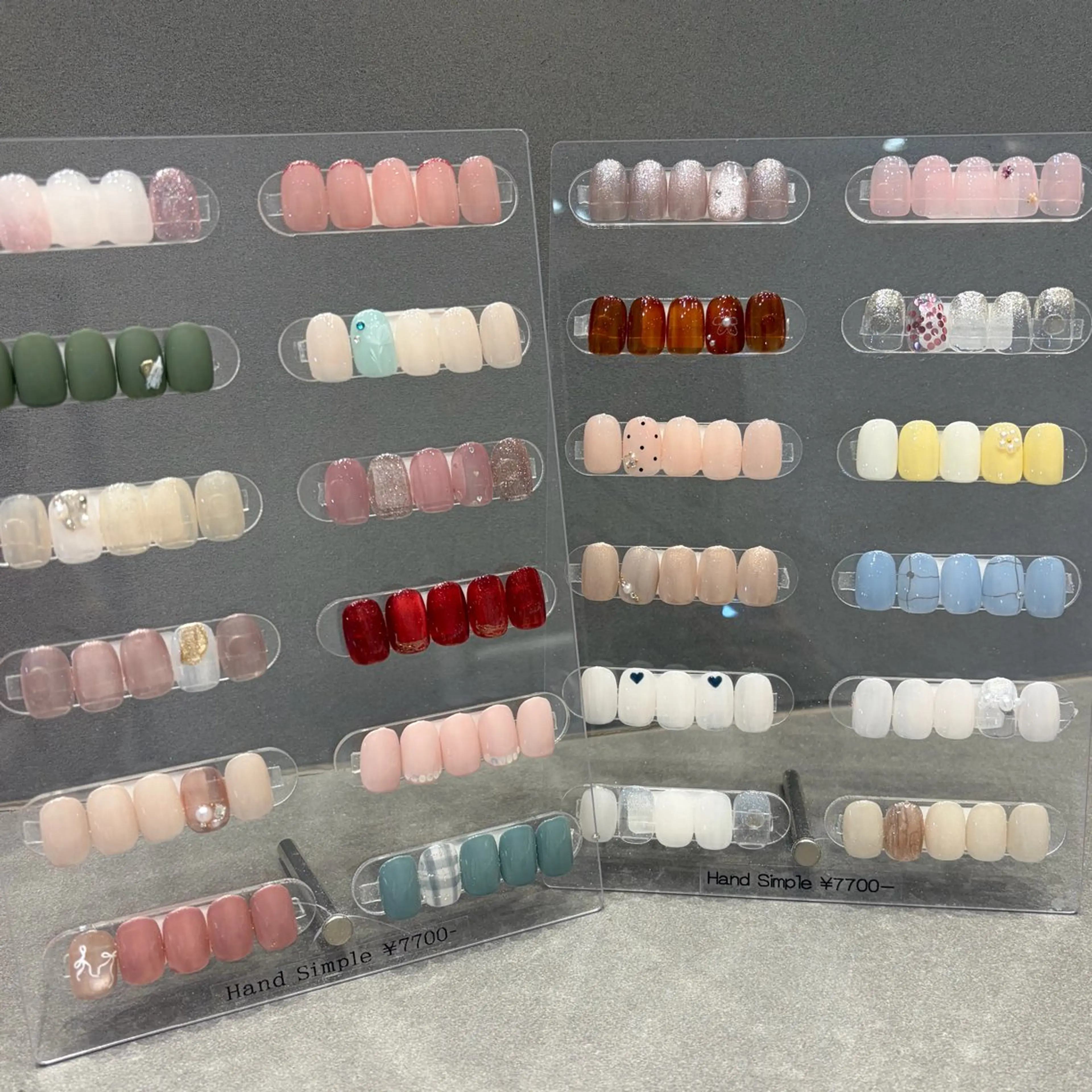 【4月限定🎀✨️】シンプルアート（フィルイン）の写真