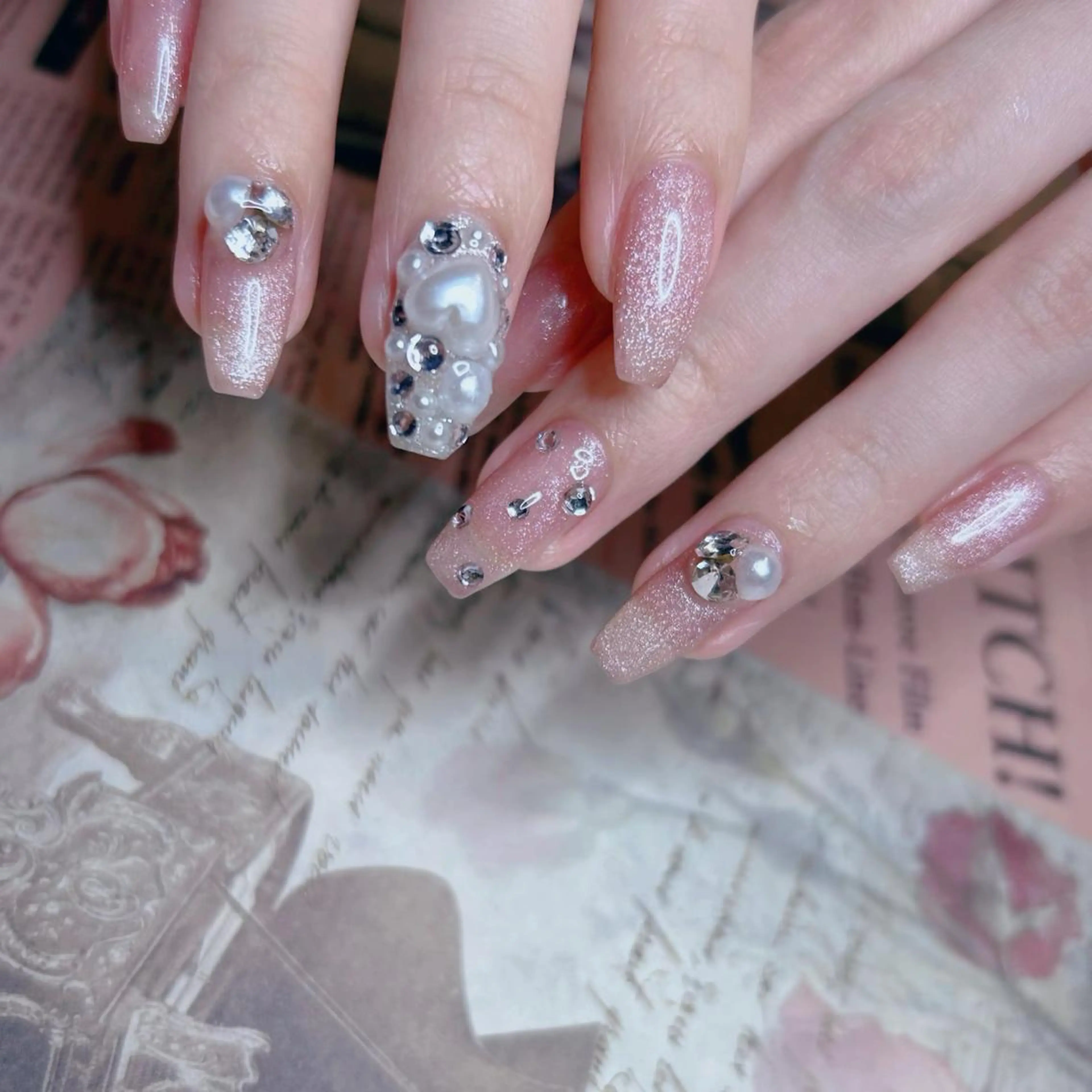 ネイル NOIROUGE所属・NOI ROUGEのネイルデザイン