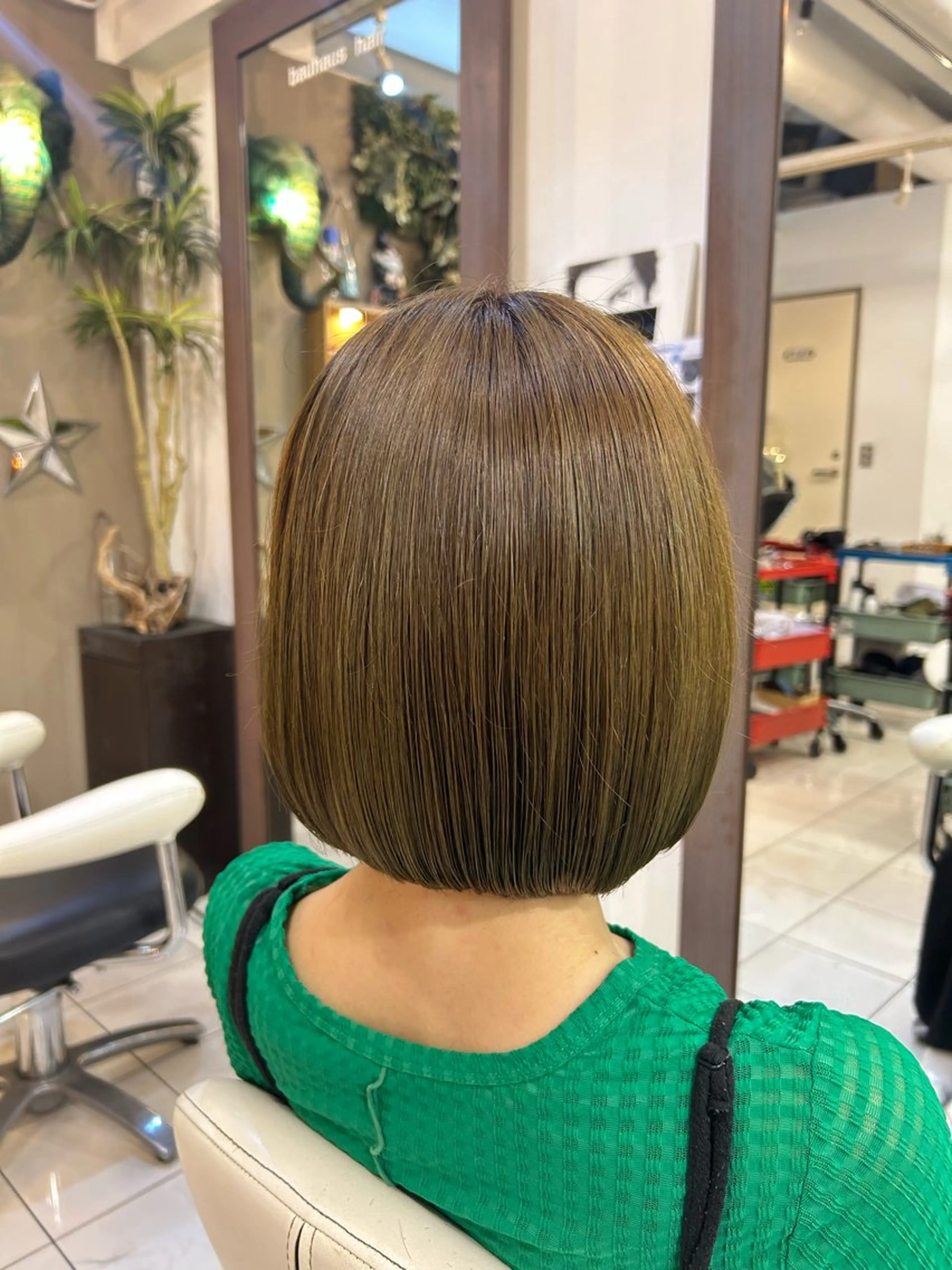 ミディアム カラー Kurumi☆彡 練馬バウハウスヘアのヘアスタイル