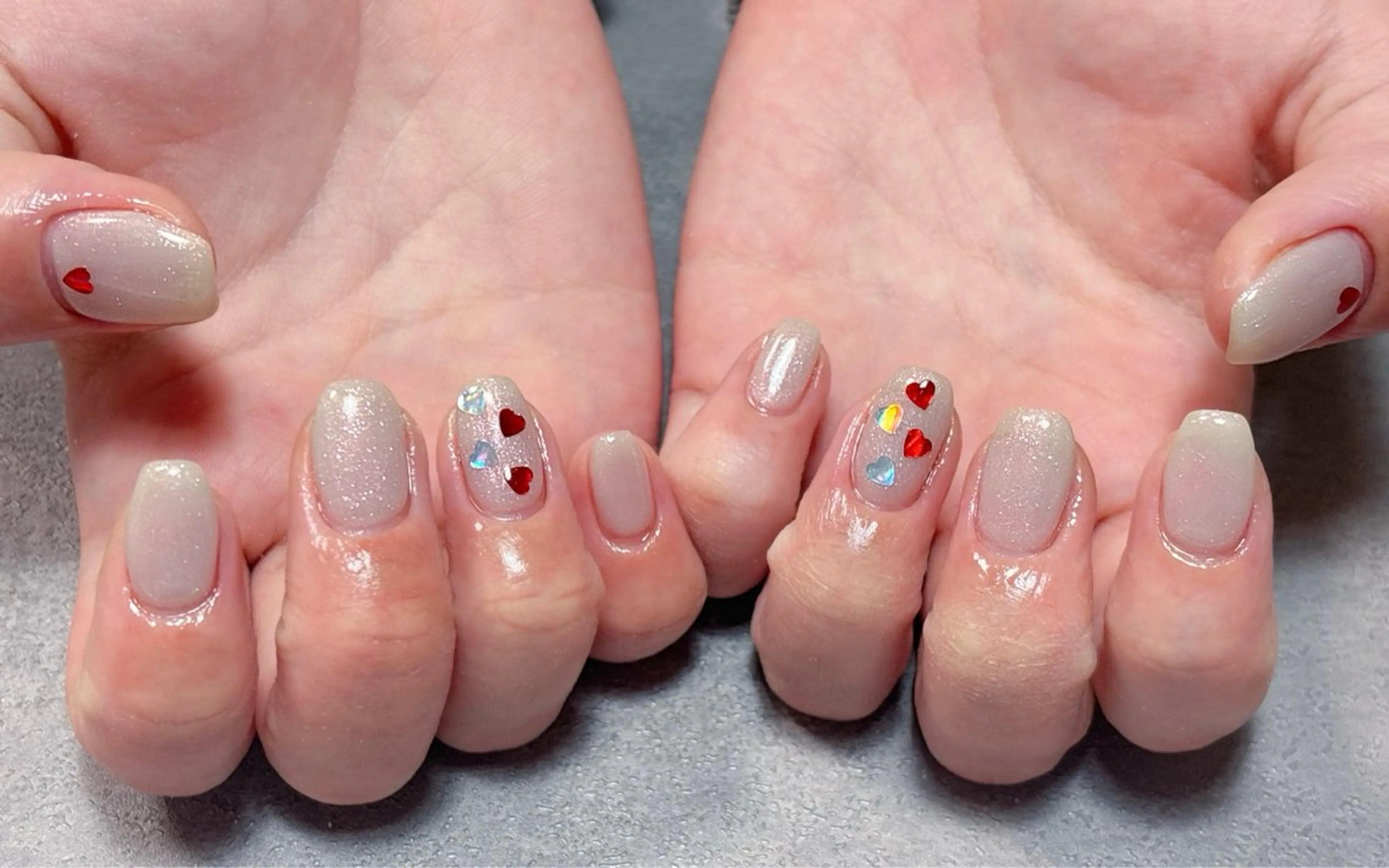 ネイル アートネイル マグネットネイル 冬ネイル クリスマス ハンドネイル ハンドケア ゆ か_Nails💫のネイルデザイン