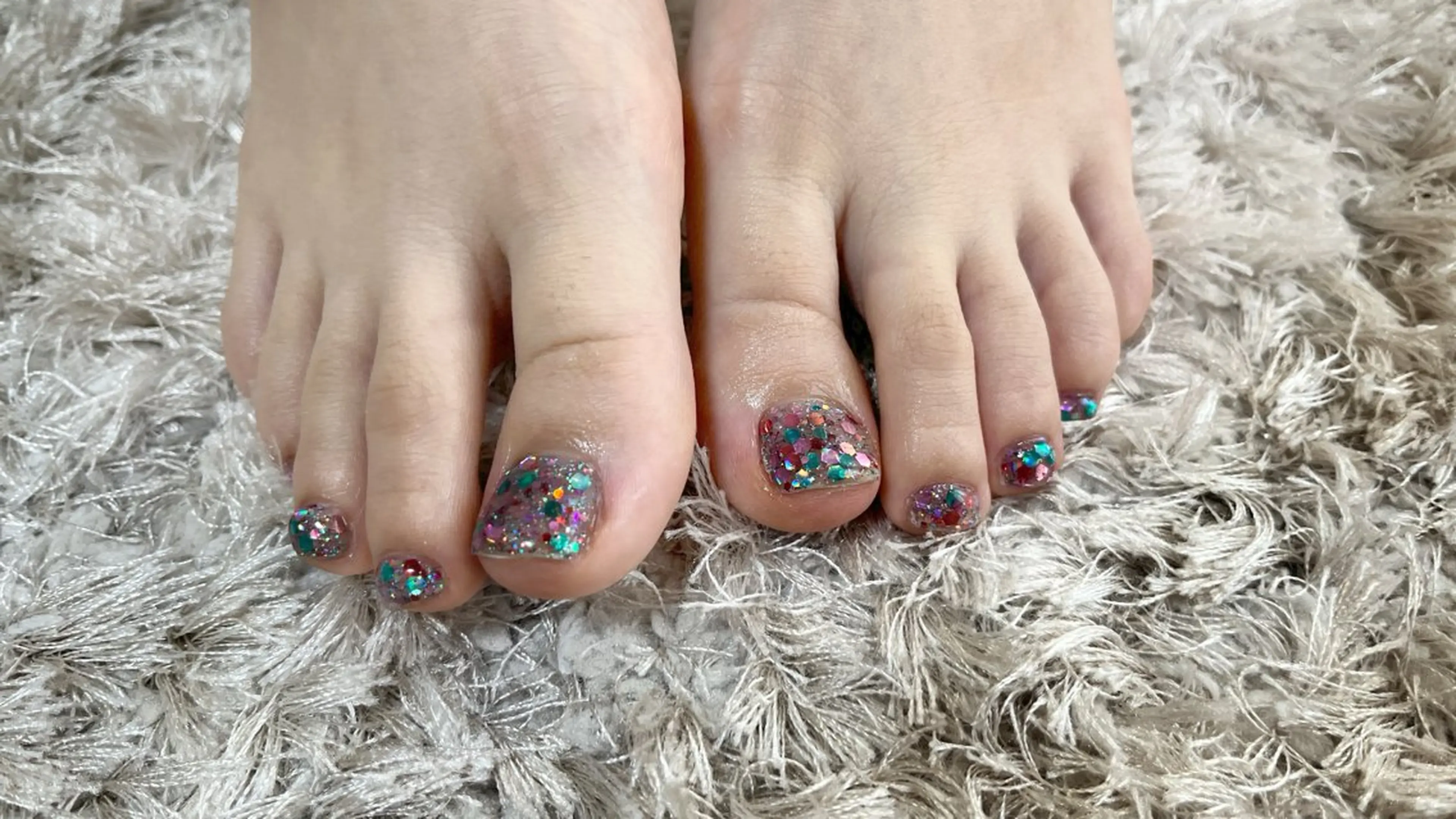 ネイル フットネイル ホログラムネイル キラキラネイル フットネイル Azel nail 伊野麗のネイルデザイン