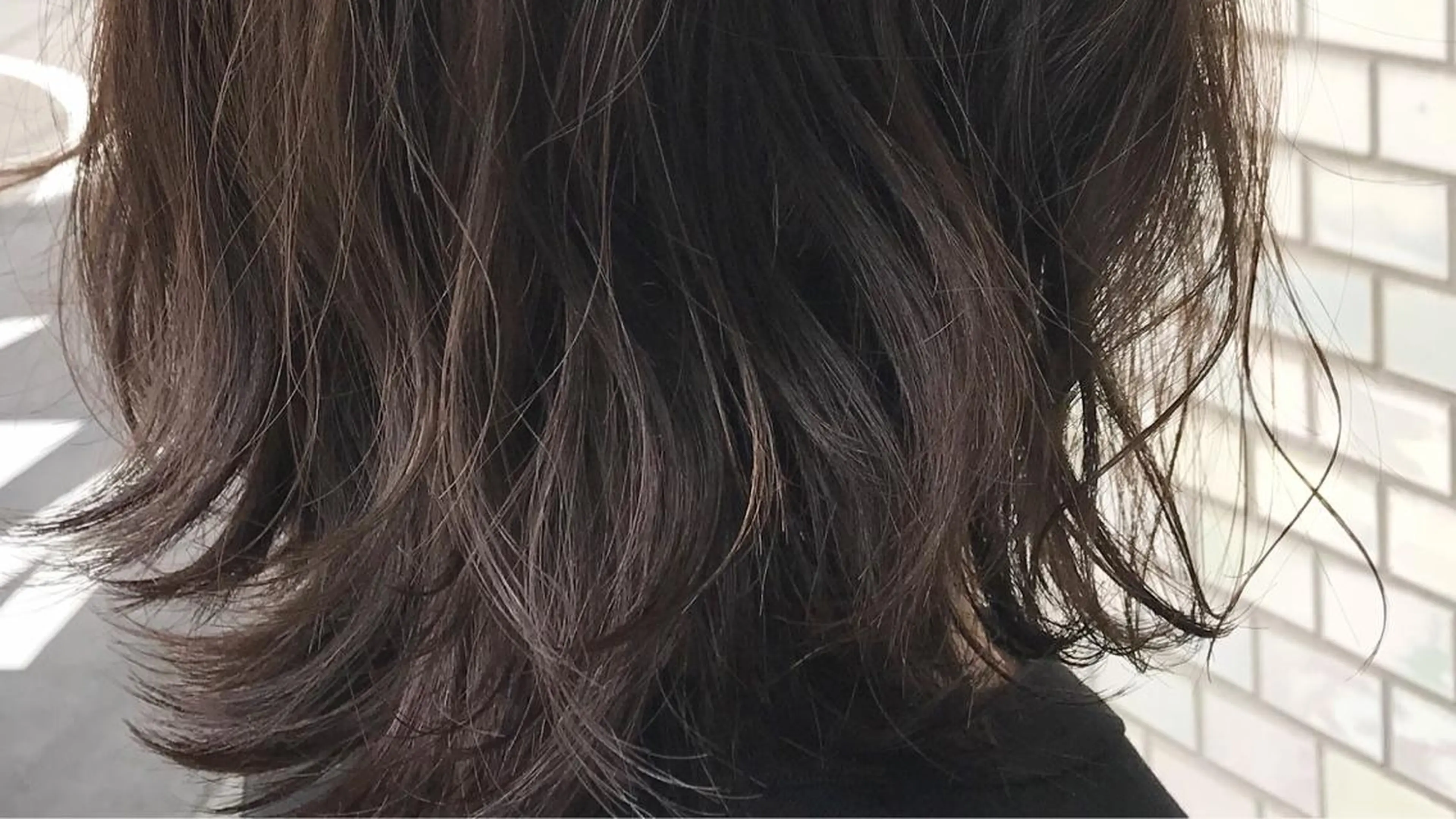 ミディアム カラー パーマ グレージュ 当日予約🆗✂︎ ウエモト　タクのヘアスタイル