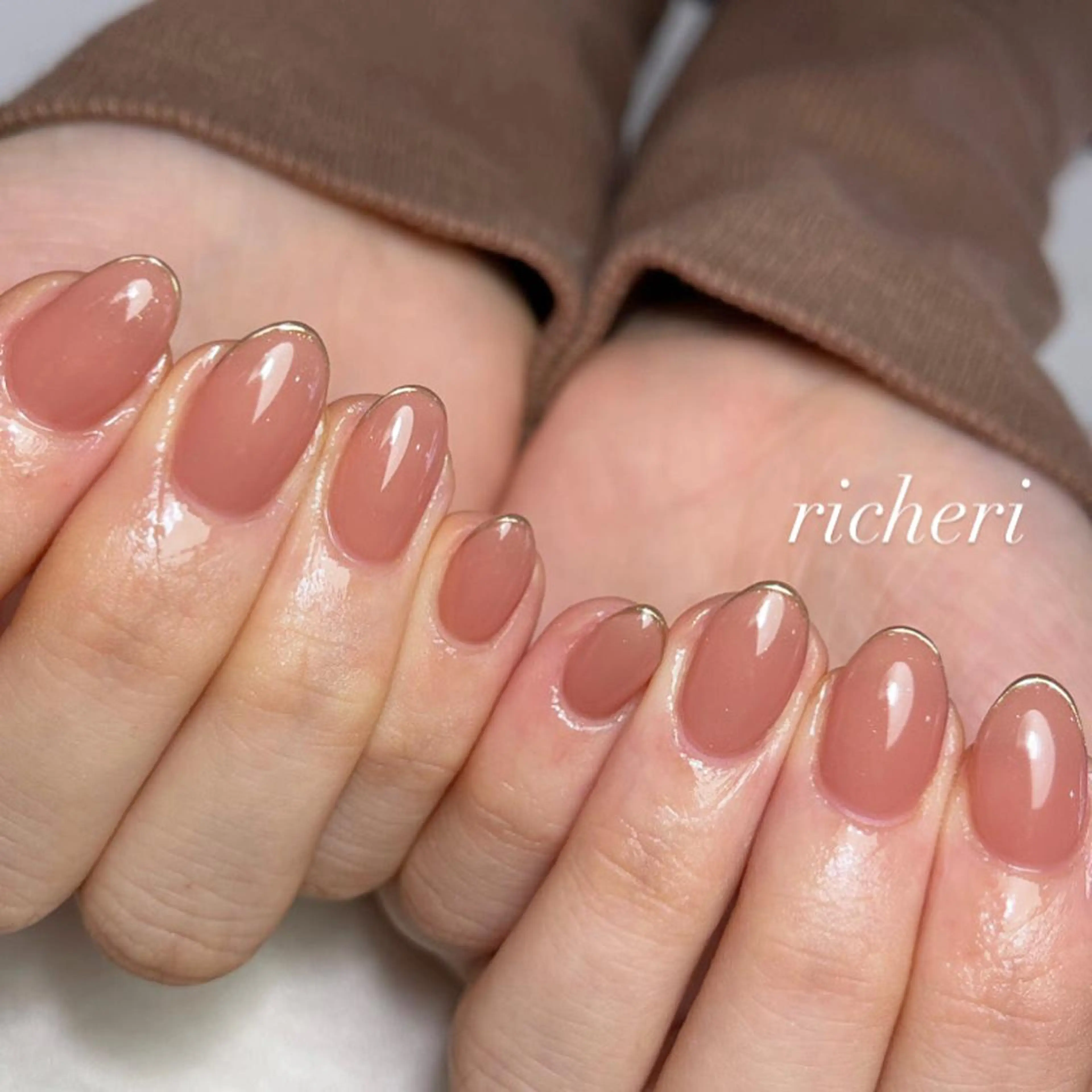 ミディアム ネイル ハンドネイル richeri beautyのエステ・リラクイメージ