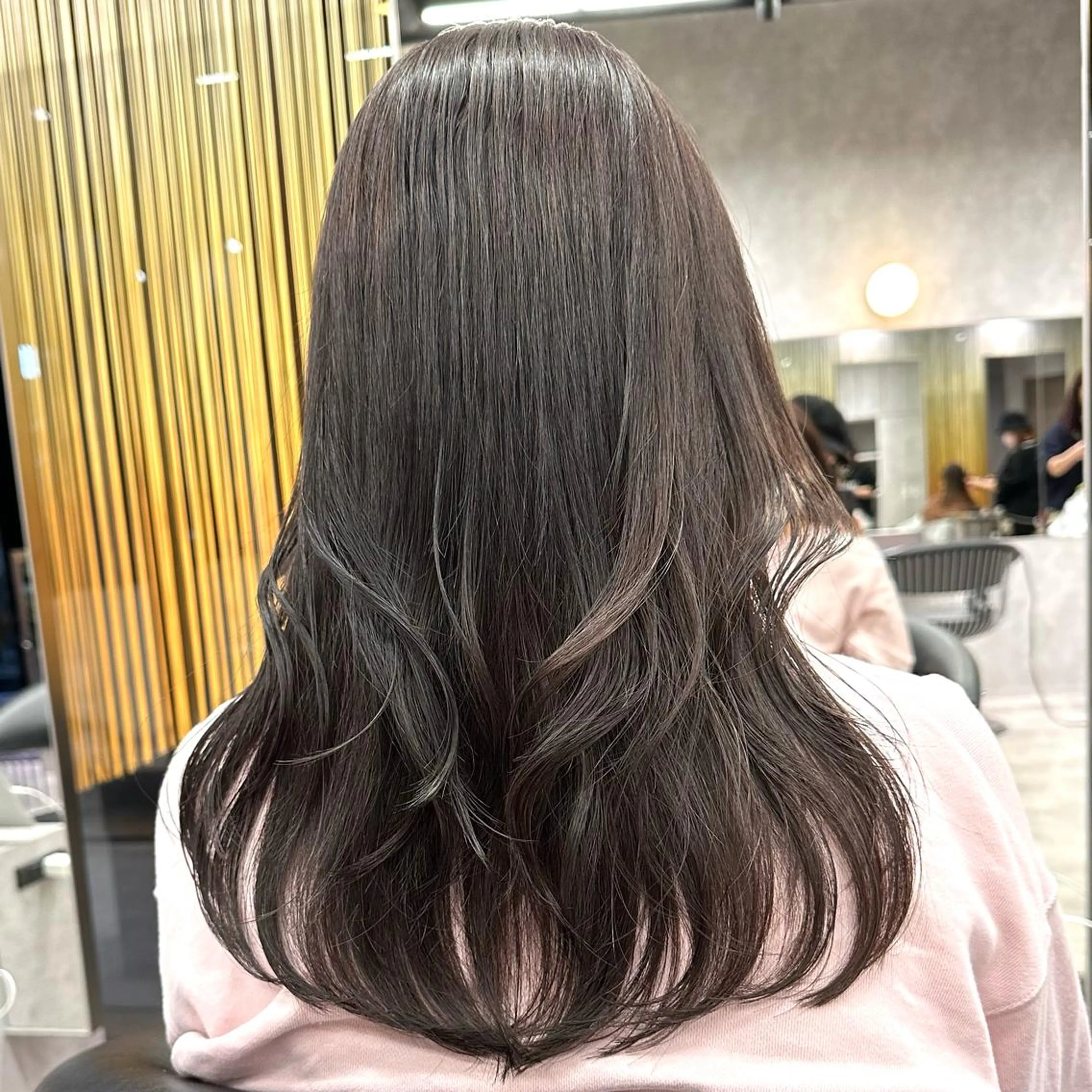 セミロング カラー DAIKIベージュ 🍂レイヤーカットのヘアスタイル