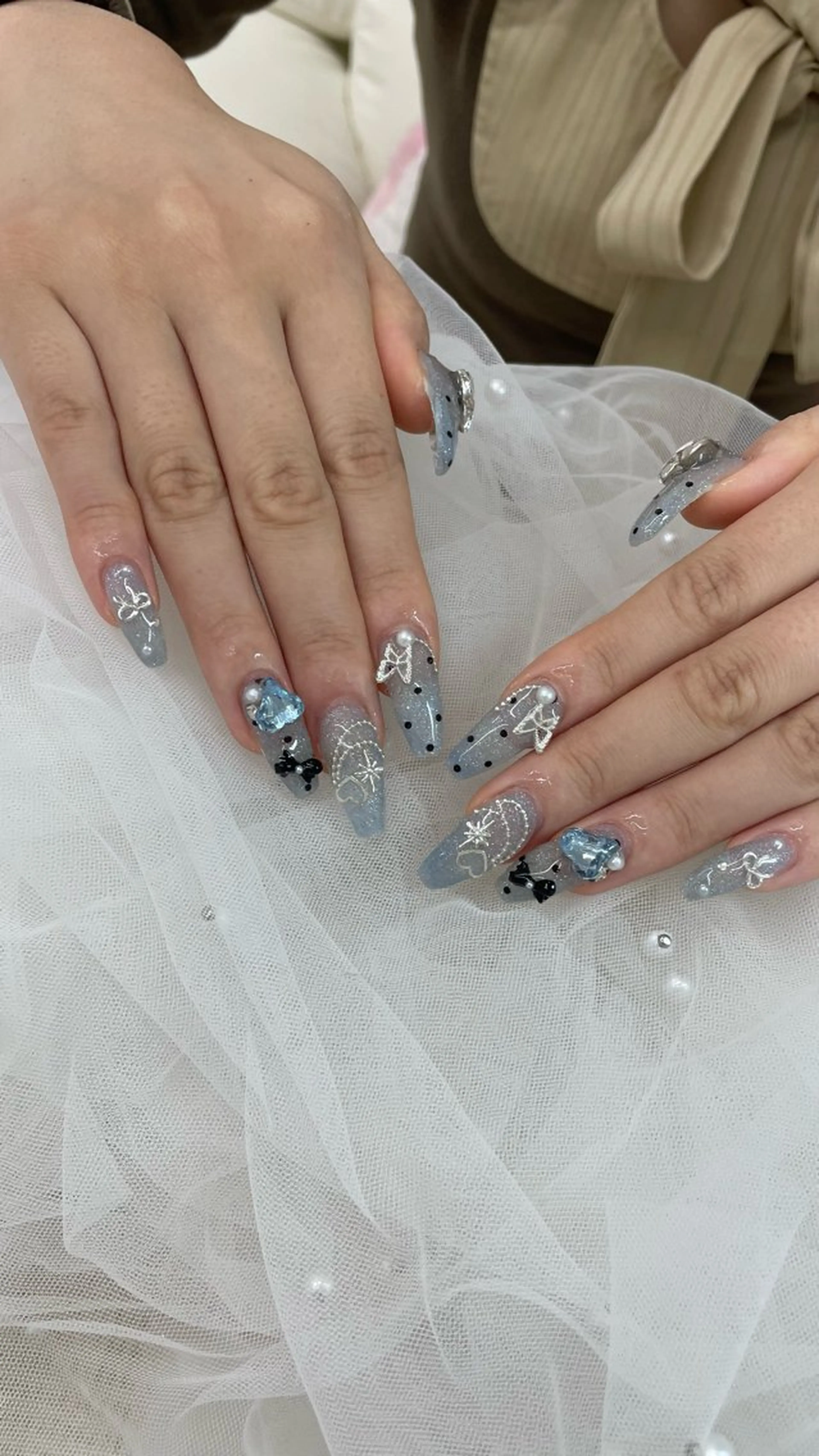 ネイル moon nail hikariのネイルデザイン