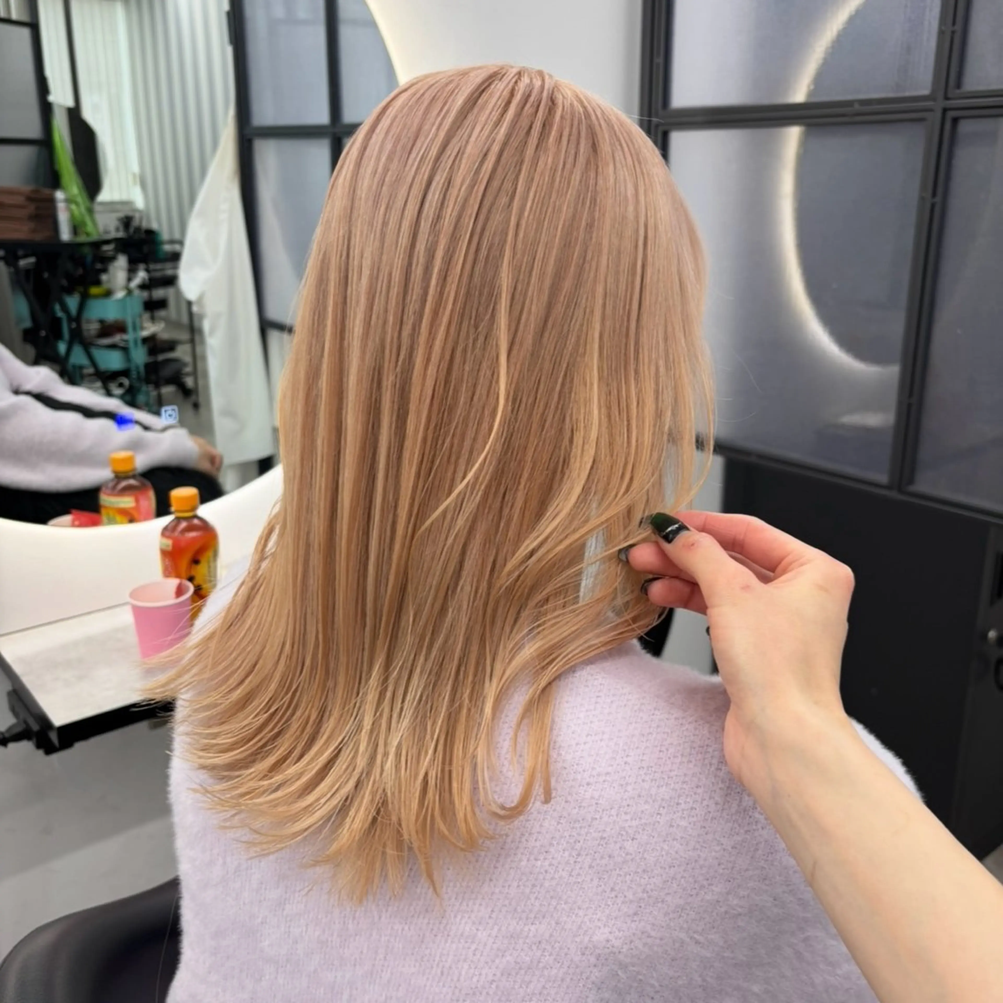 セミロング カラー ヘアカラー Ren. 🦋デザインカラーのヘアスタイル