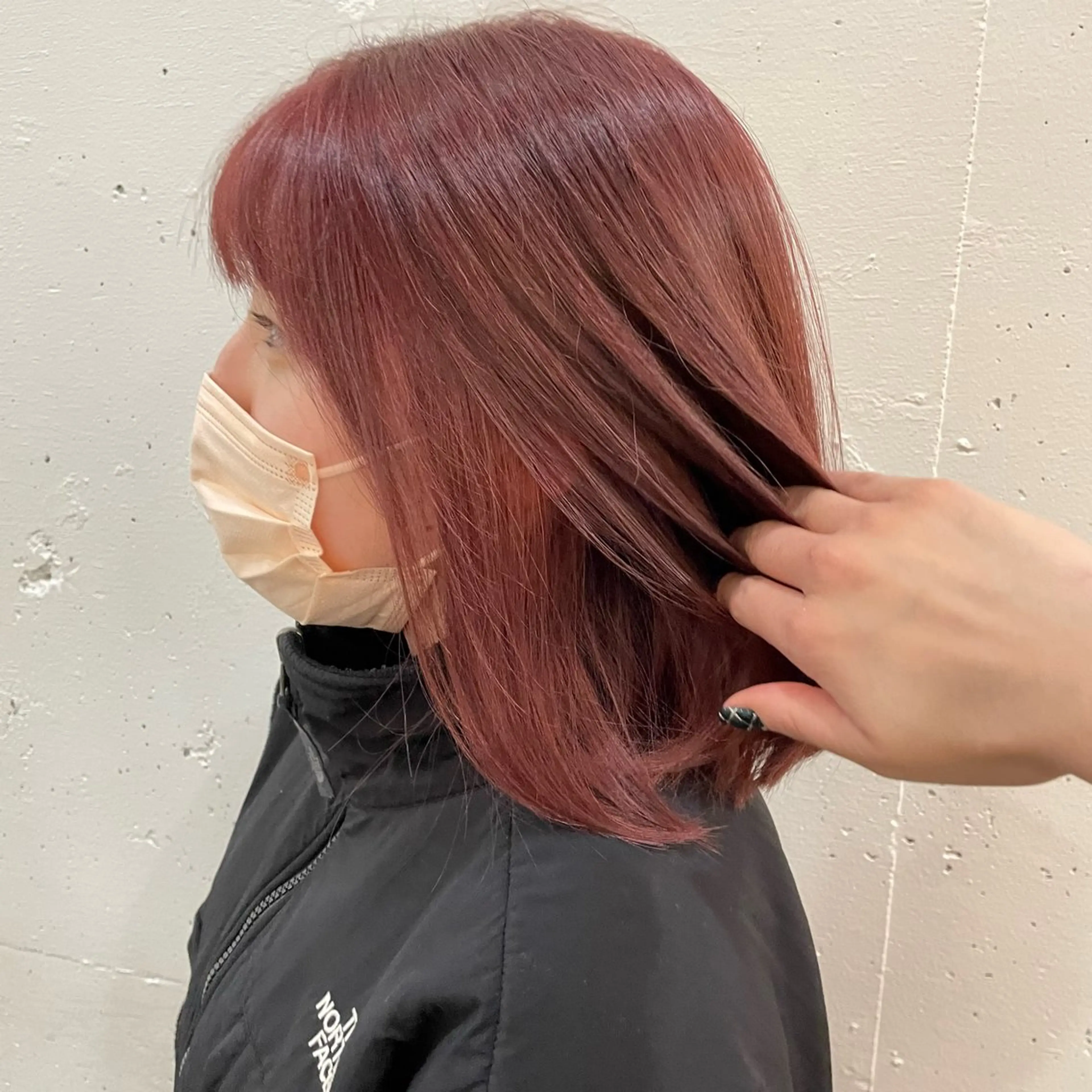 ミディアム カラー ダブルカラー 𝙃𝘼𝙍𝙐🎀 韓国×エクステのヘアスタイル