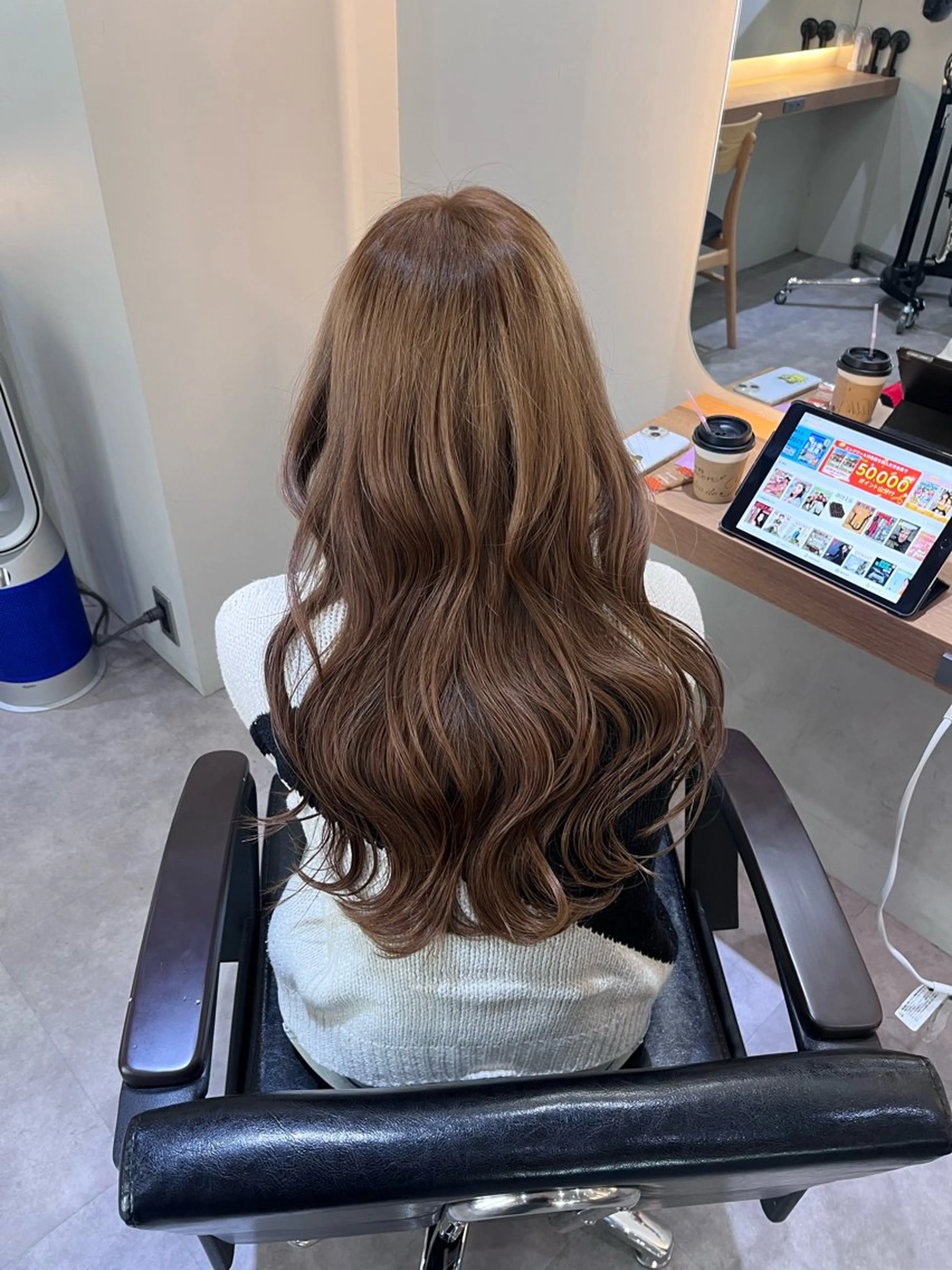 カラー ロングカット/ うる艶カラー/ユイのヘアスタイル