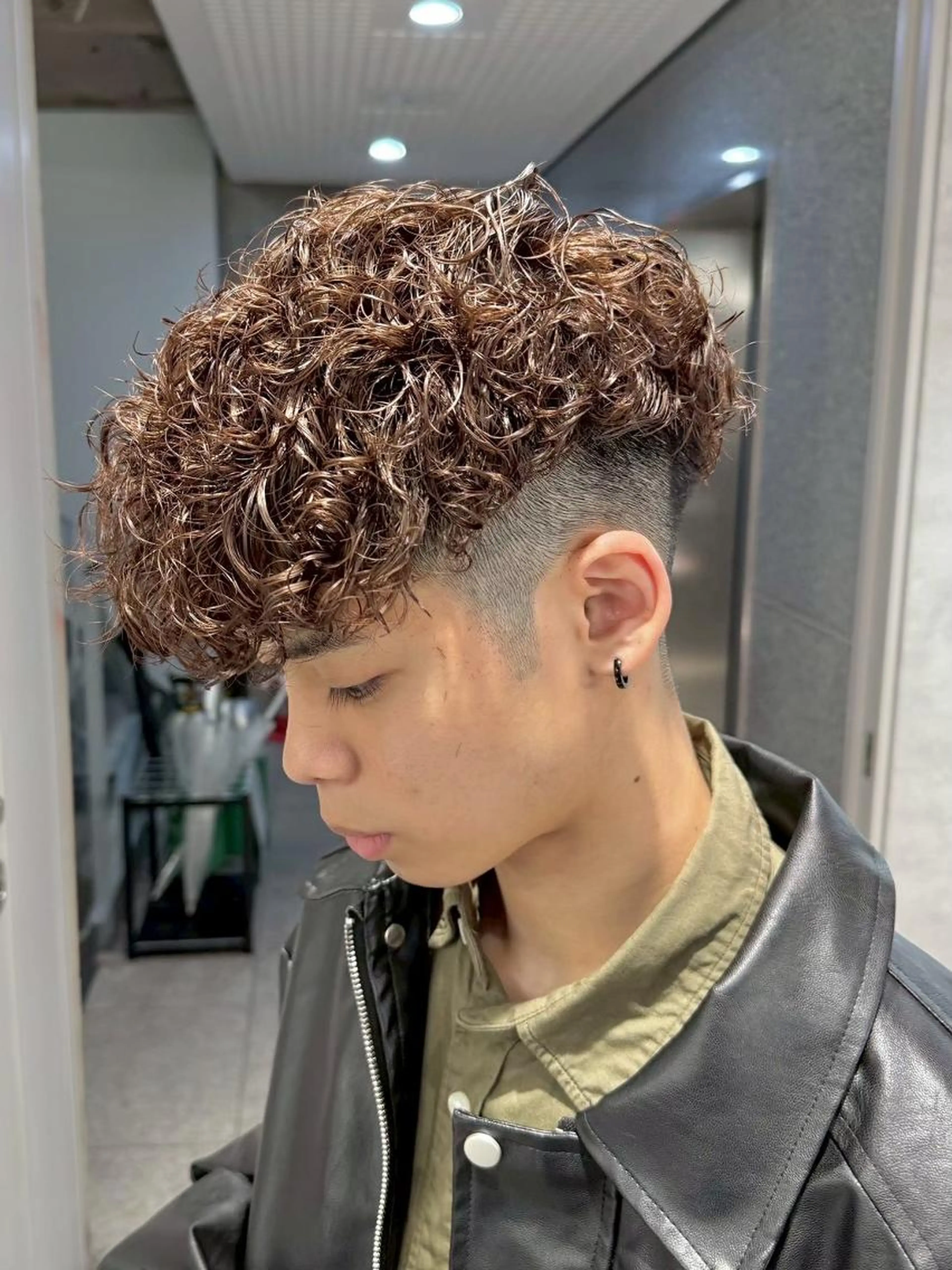 🔥明るく見えるワンカラー🔥暖色ワンカラー　　メンズカラーモデルの写真