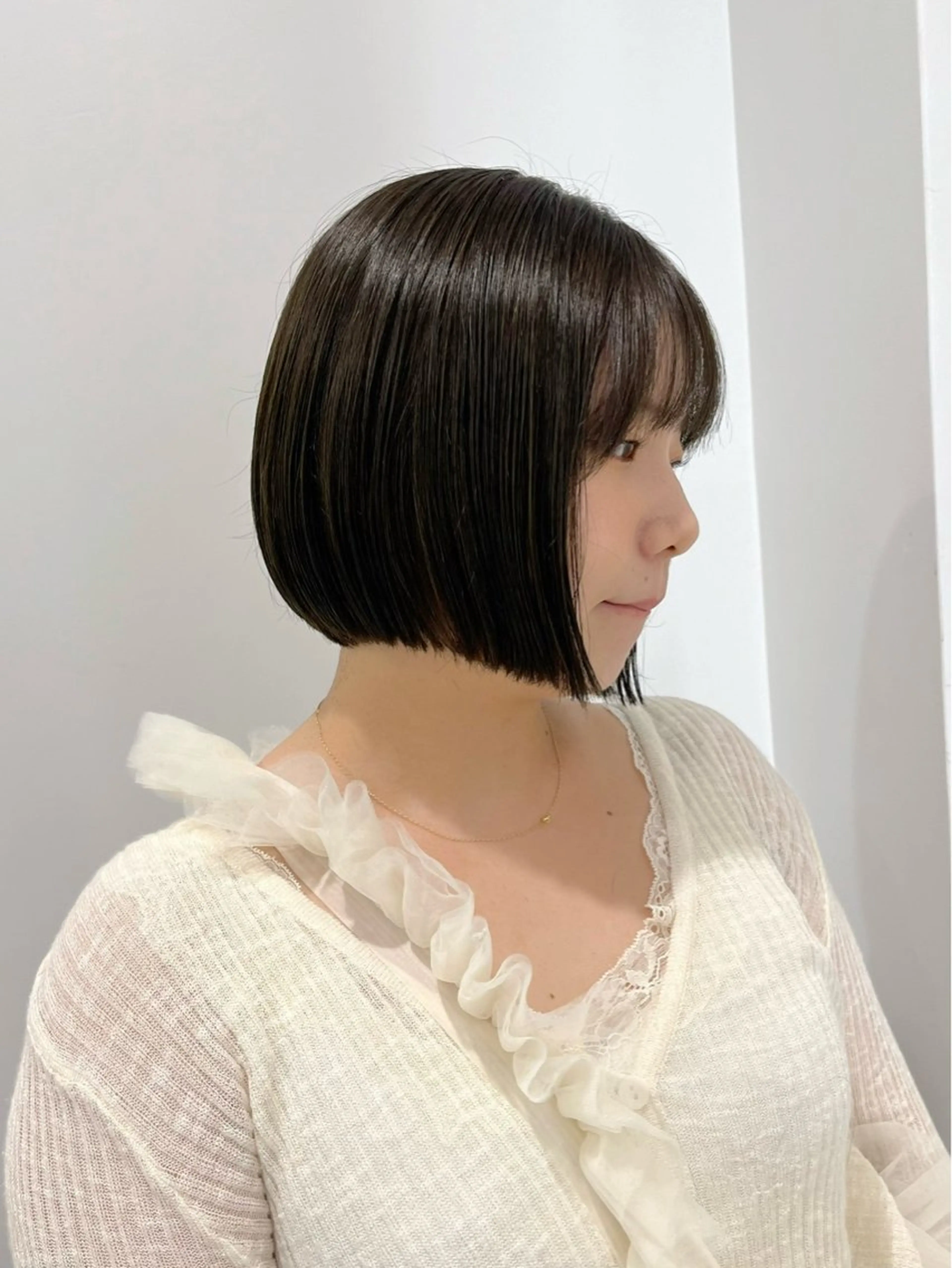 ショート 縮毛矯正/ハイトーン /パーマ/せき🧸のヘアスタイル