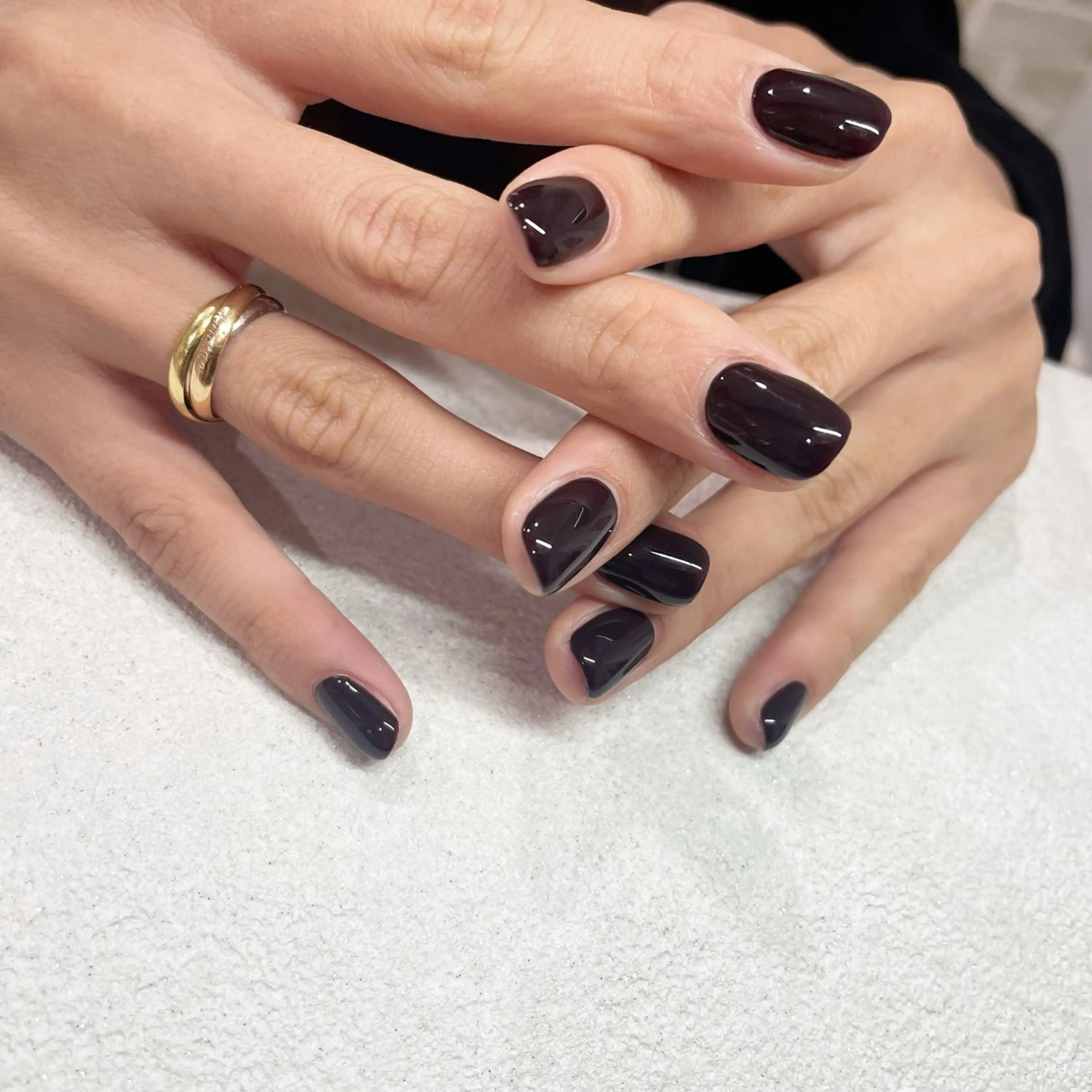 ネイル ボルドー 赤色 パラジェルサロン 大人女性が通うサロンのネイルデザイン