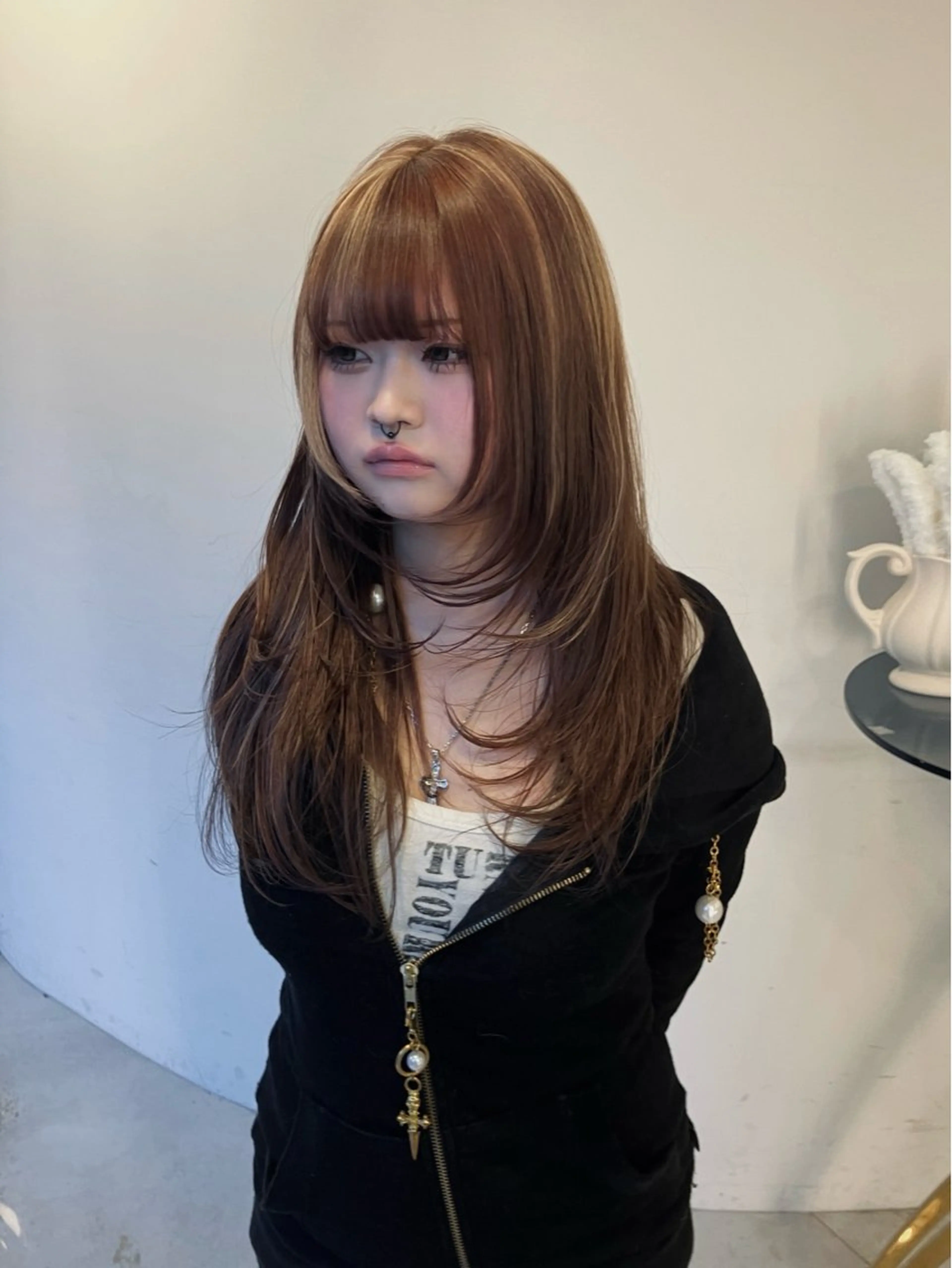 ロング カラー ハイライトカラー ハイライト Hanaka🐈⬛ 海外×ニュアンスのヘアスタイル