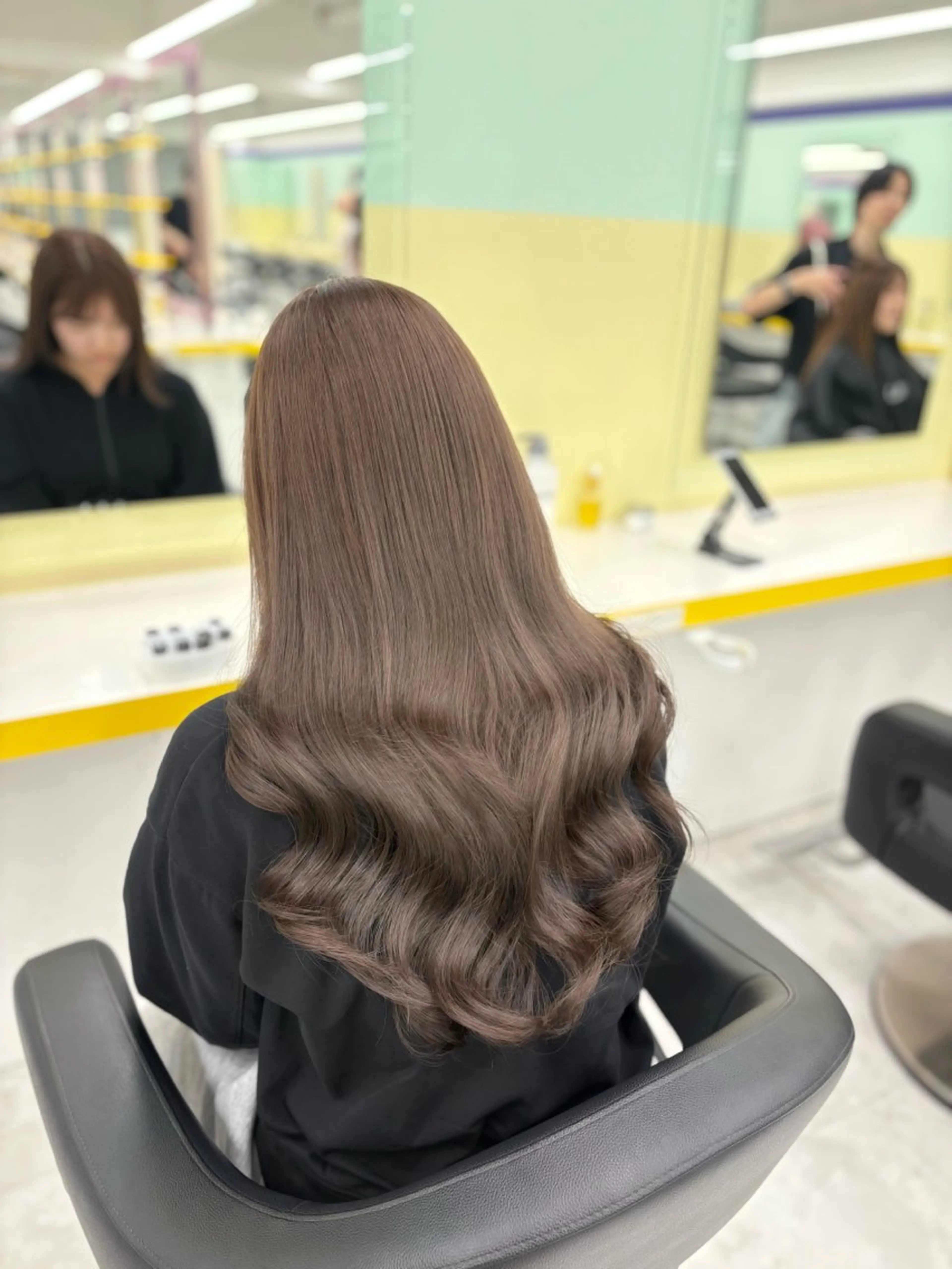 ロング カラー ヘアカラー ベージュ×レイヤー 🤎横浜/miu🤎のヘアスタイル
