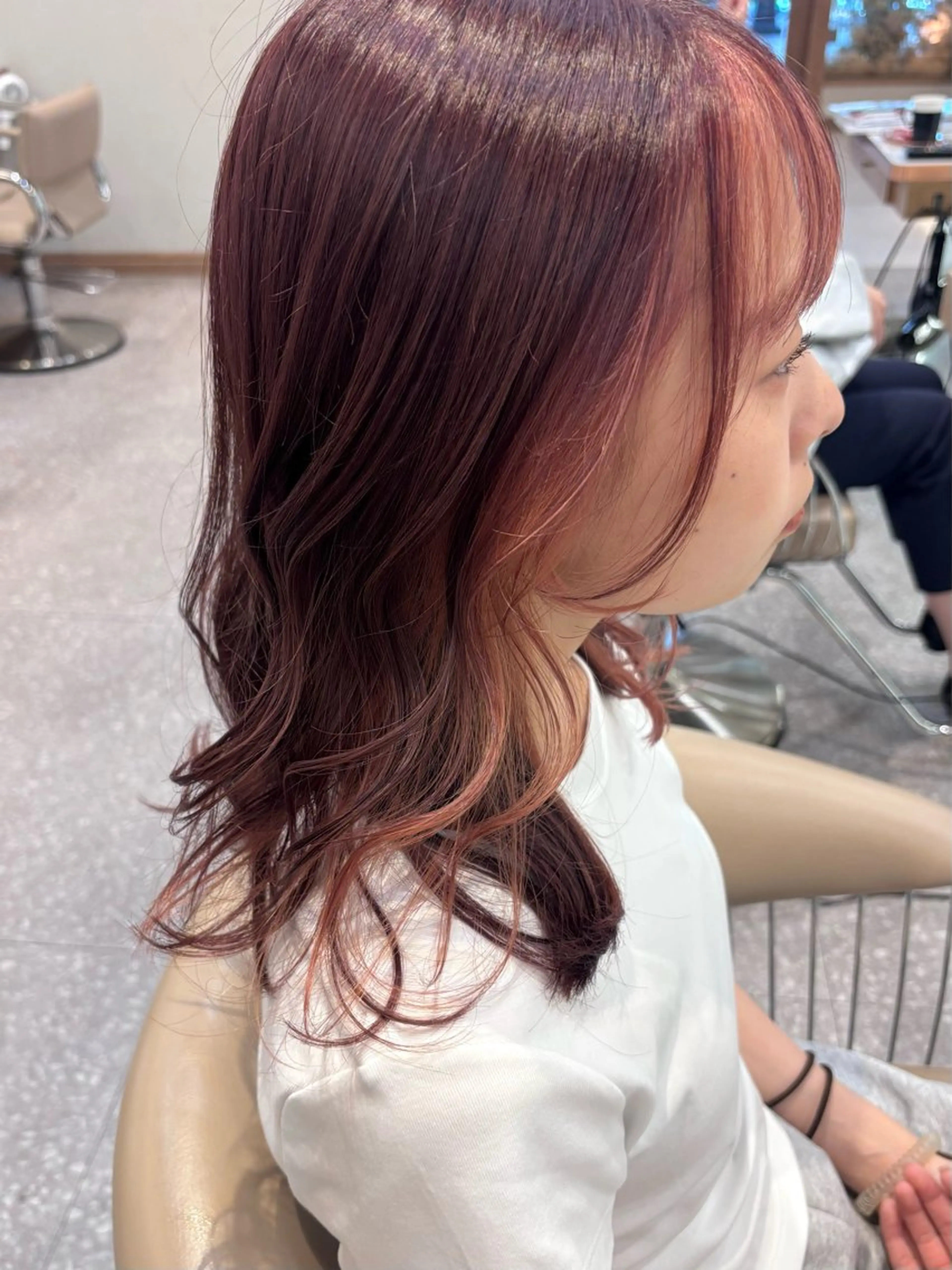 セミロング カラー カット ヘアカラー 梅田美容室 山崎海波のヘアスタイル