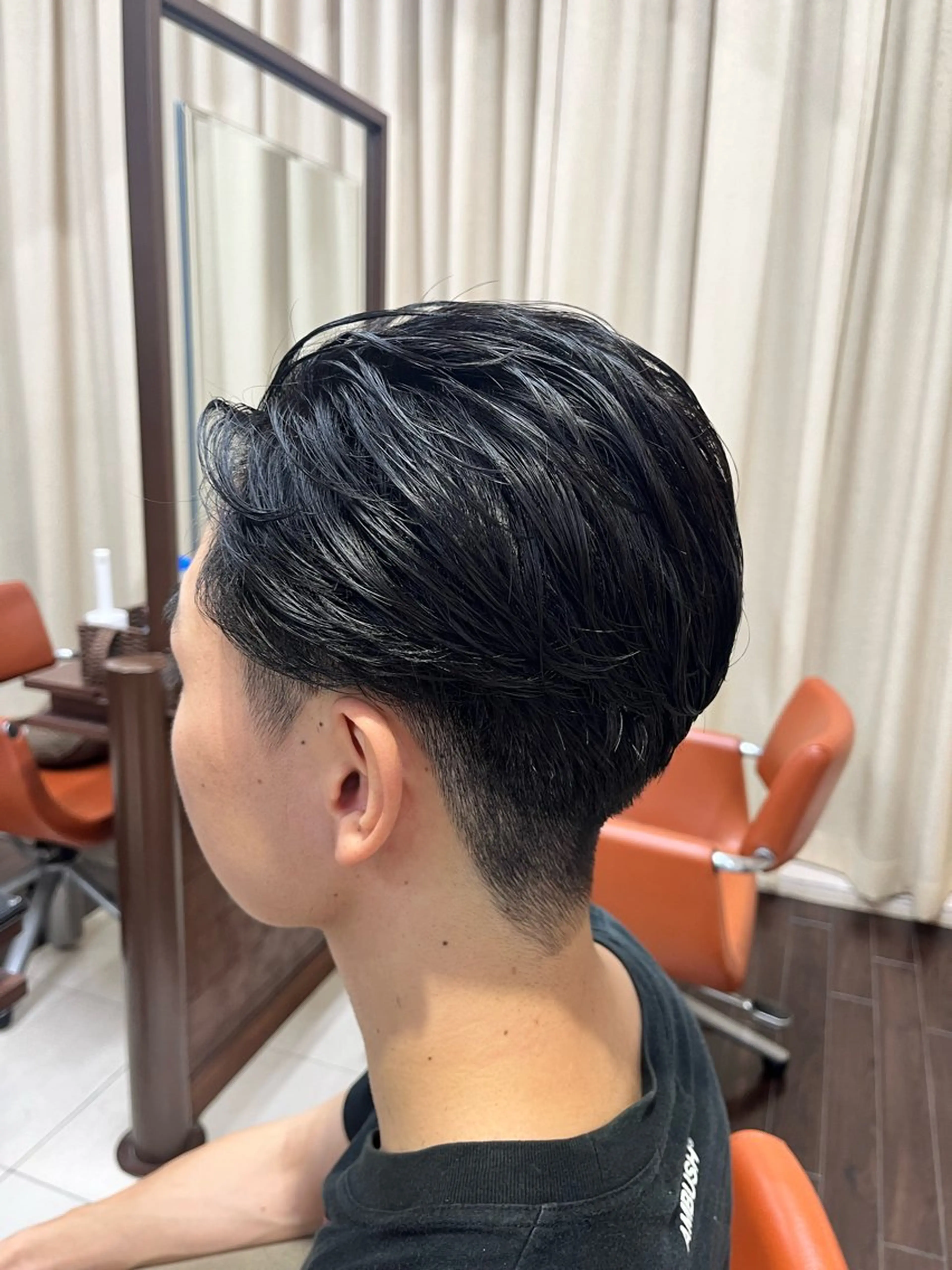 ショート パーマ メンズ センターパート メンズパーマ ニュアンスパーマ 🧊メンズ特化🧊 高木航希のヘアスタイル