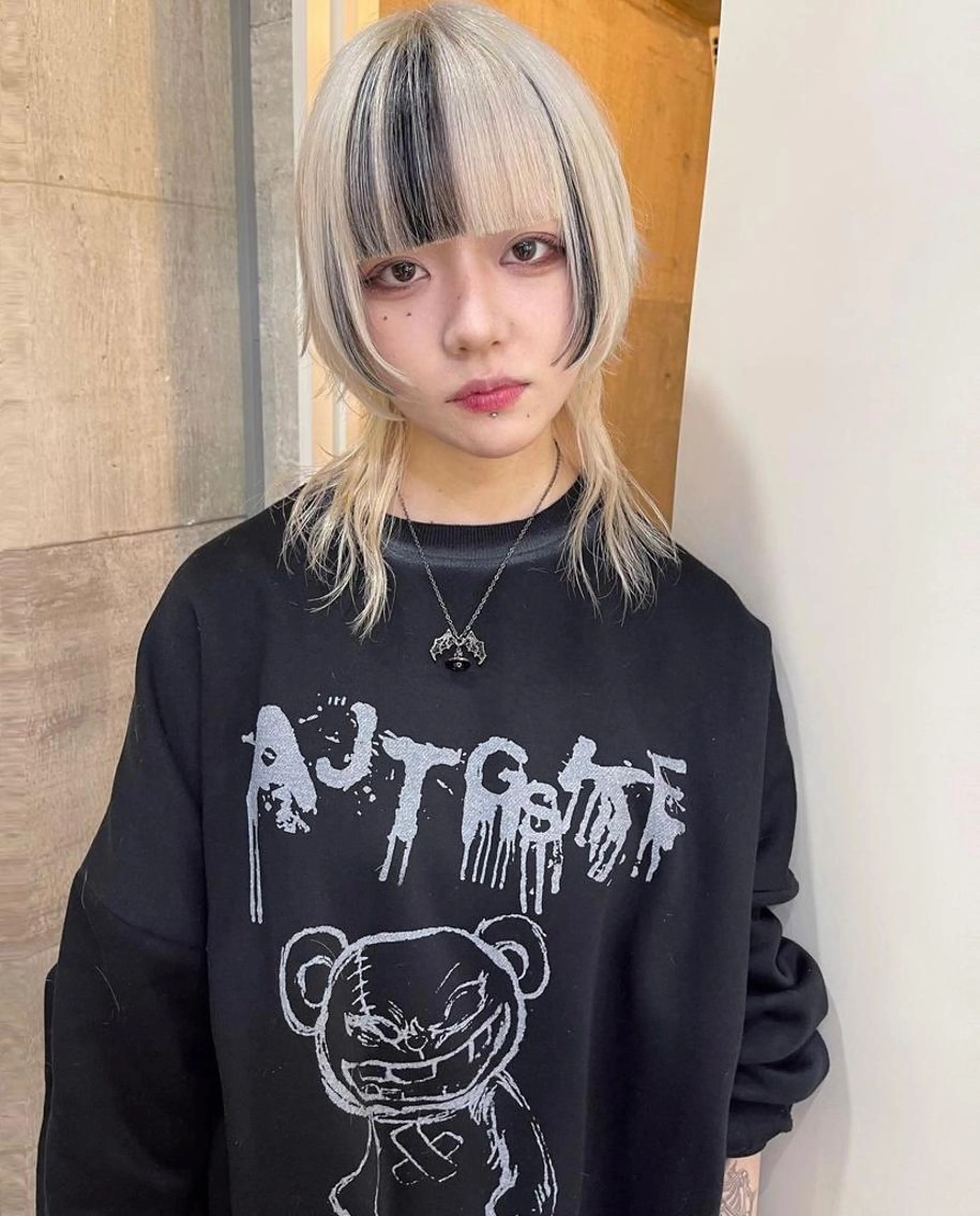 【当日予約限定‼️】カット+カラー+ダメージリペアトリートメント  /ウルフカット/中性ウルフ/ショートウルフの写真