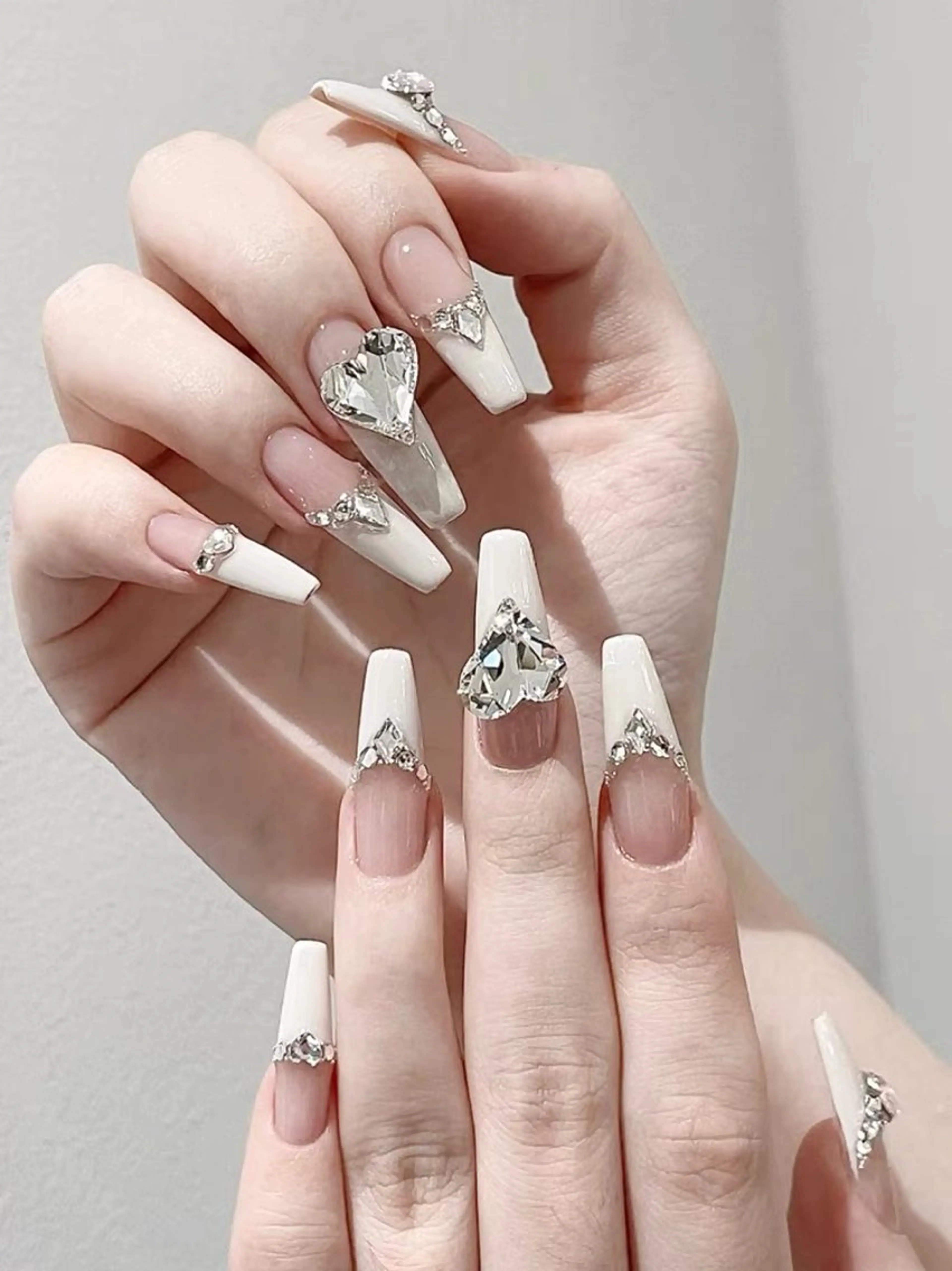 ネイル FF フィフィネイルサロンのネイルデザイン