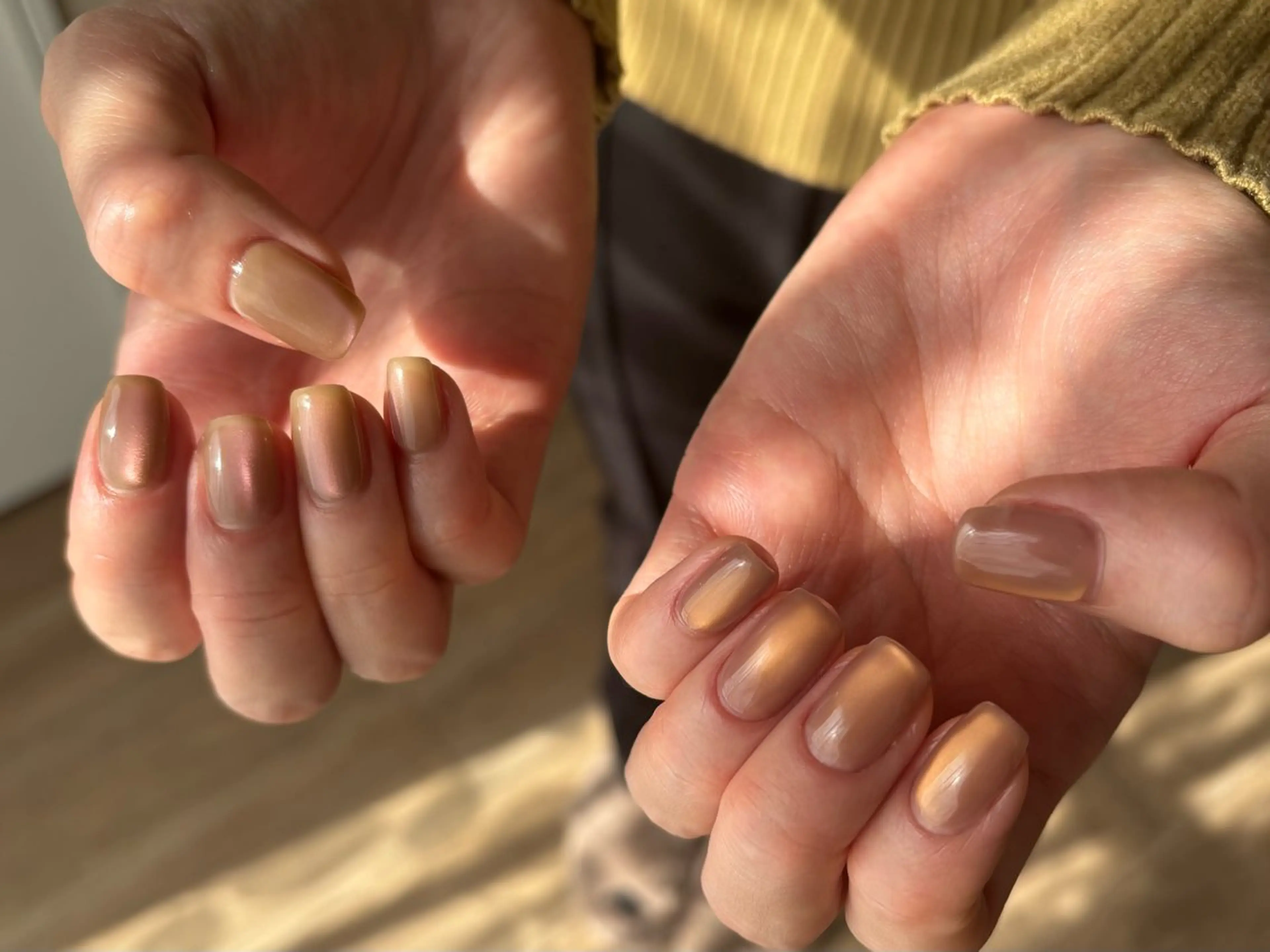 ネイル マグネットネイル オレンジ ピンク ハンドネイル Solo nail -ソロネイル-のネイルデザイン