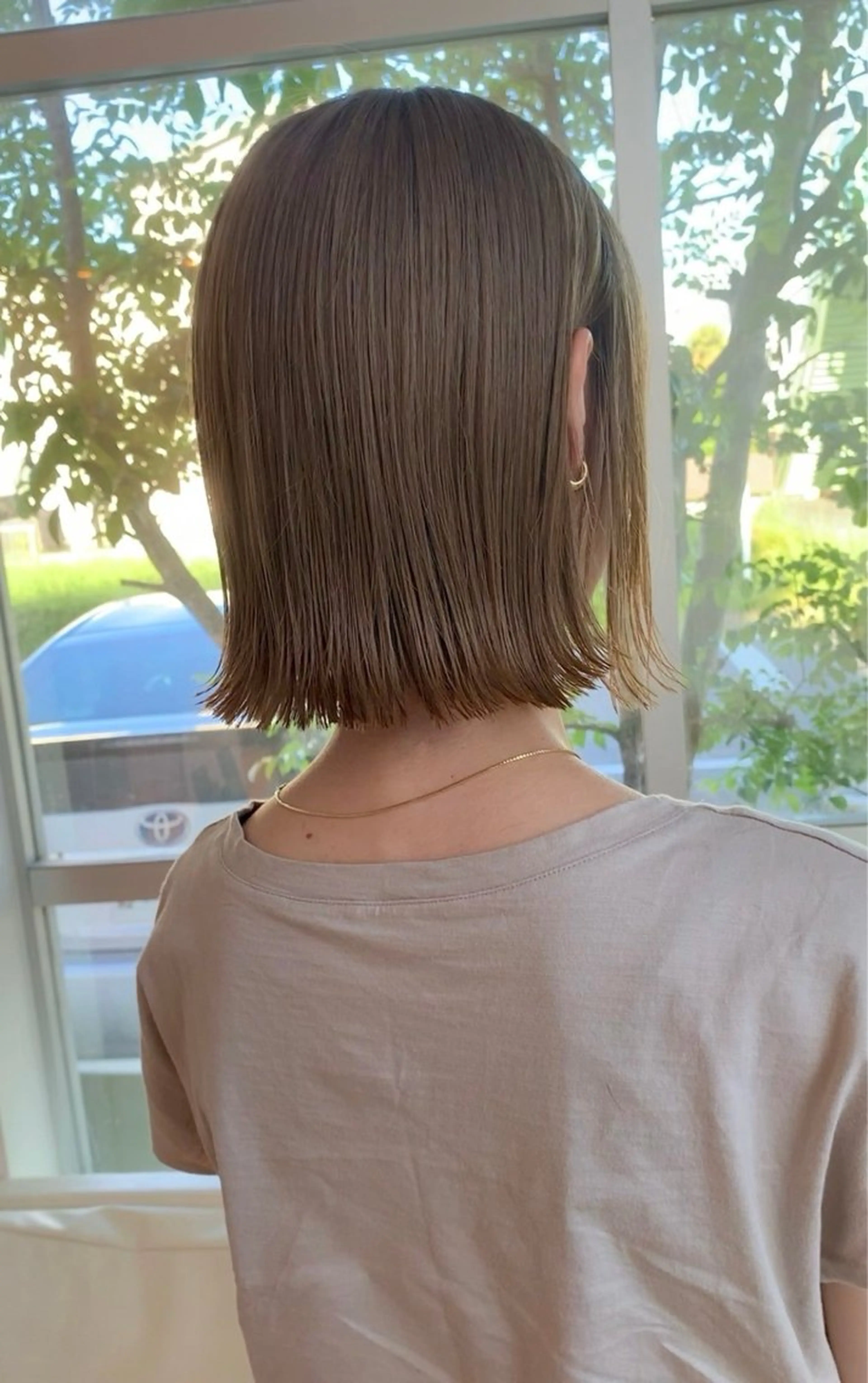 ショート 尾崎 虹美のヘアスタイル