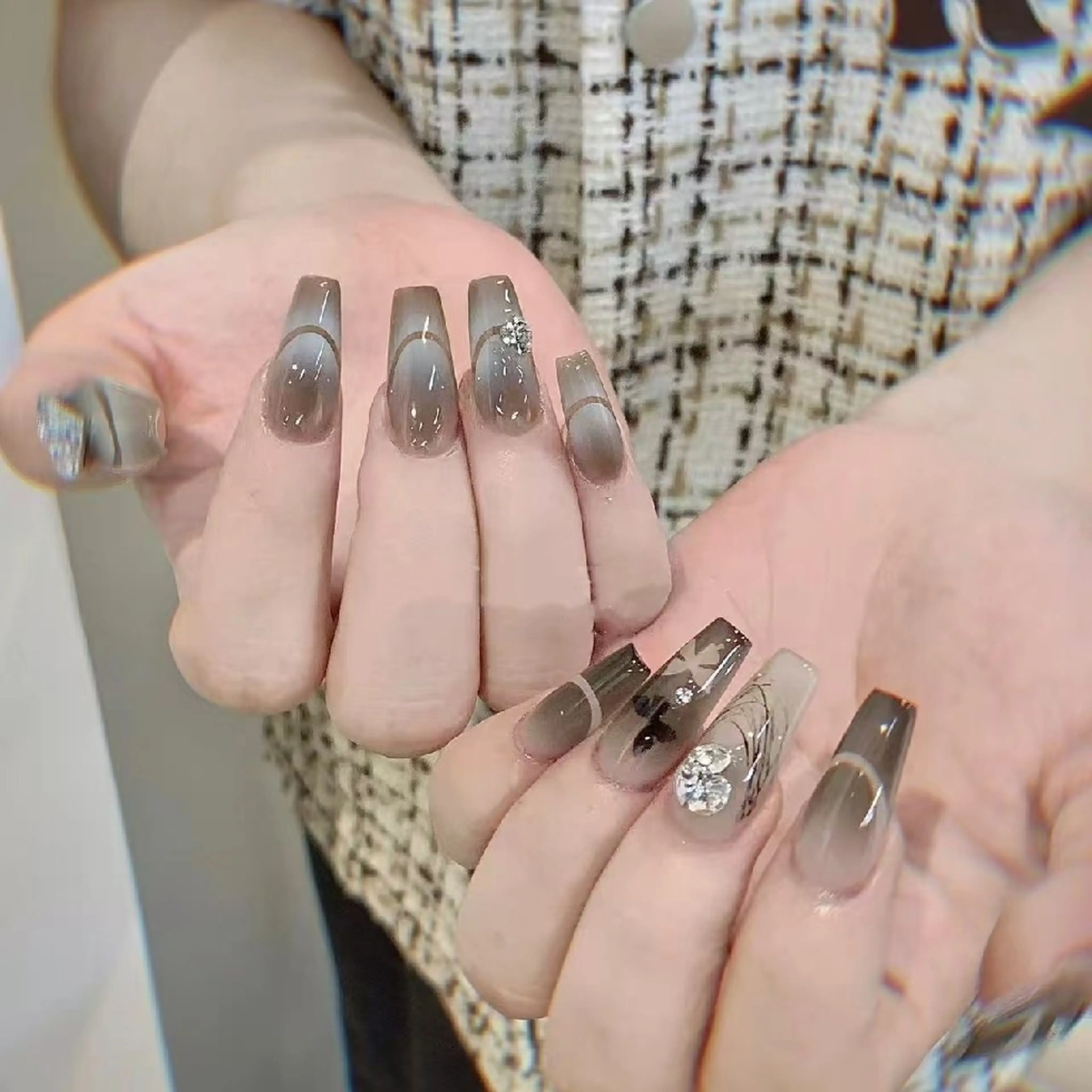 ネイル オーロラネイル フラワーネイル フットネイル フレンチネイル ジェルネイル ハンドネイル Oomiya 服部のネイルデザイン