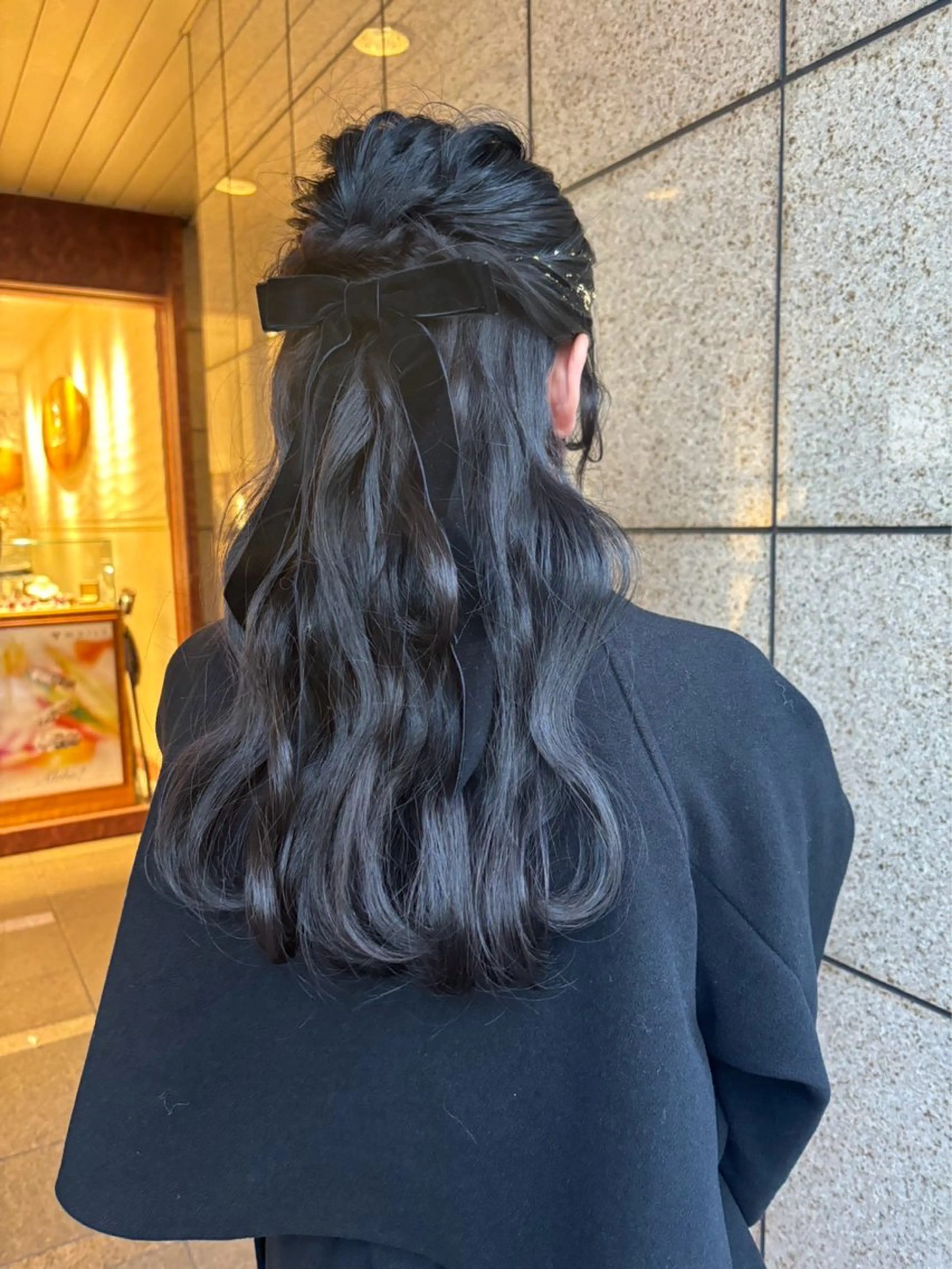 ロング ヘアアレンジ moeka レイヤー /艶カラー/韓国のヘアスタイル