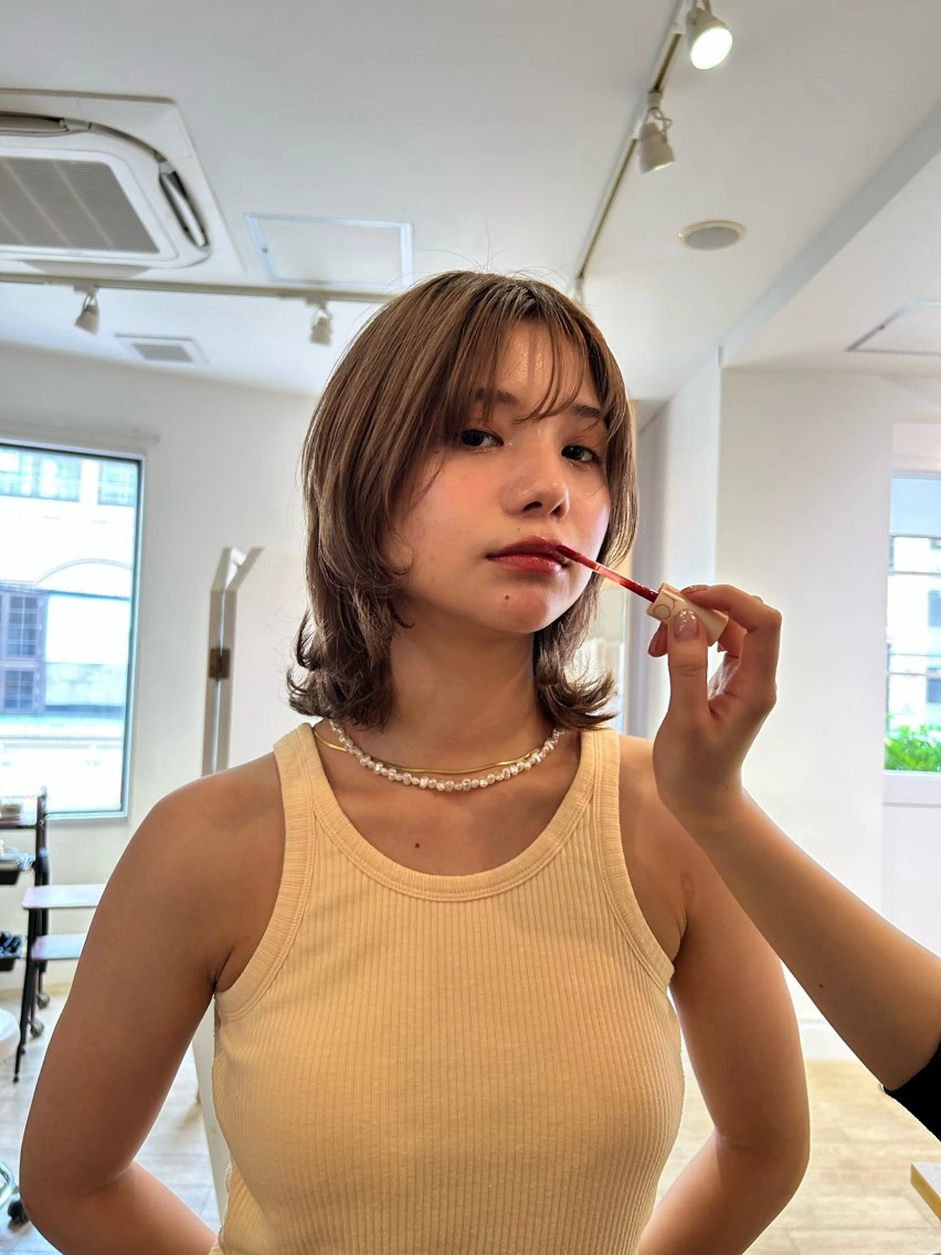 ミディアム 神田 音羽のヘアスタイル