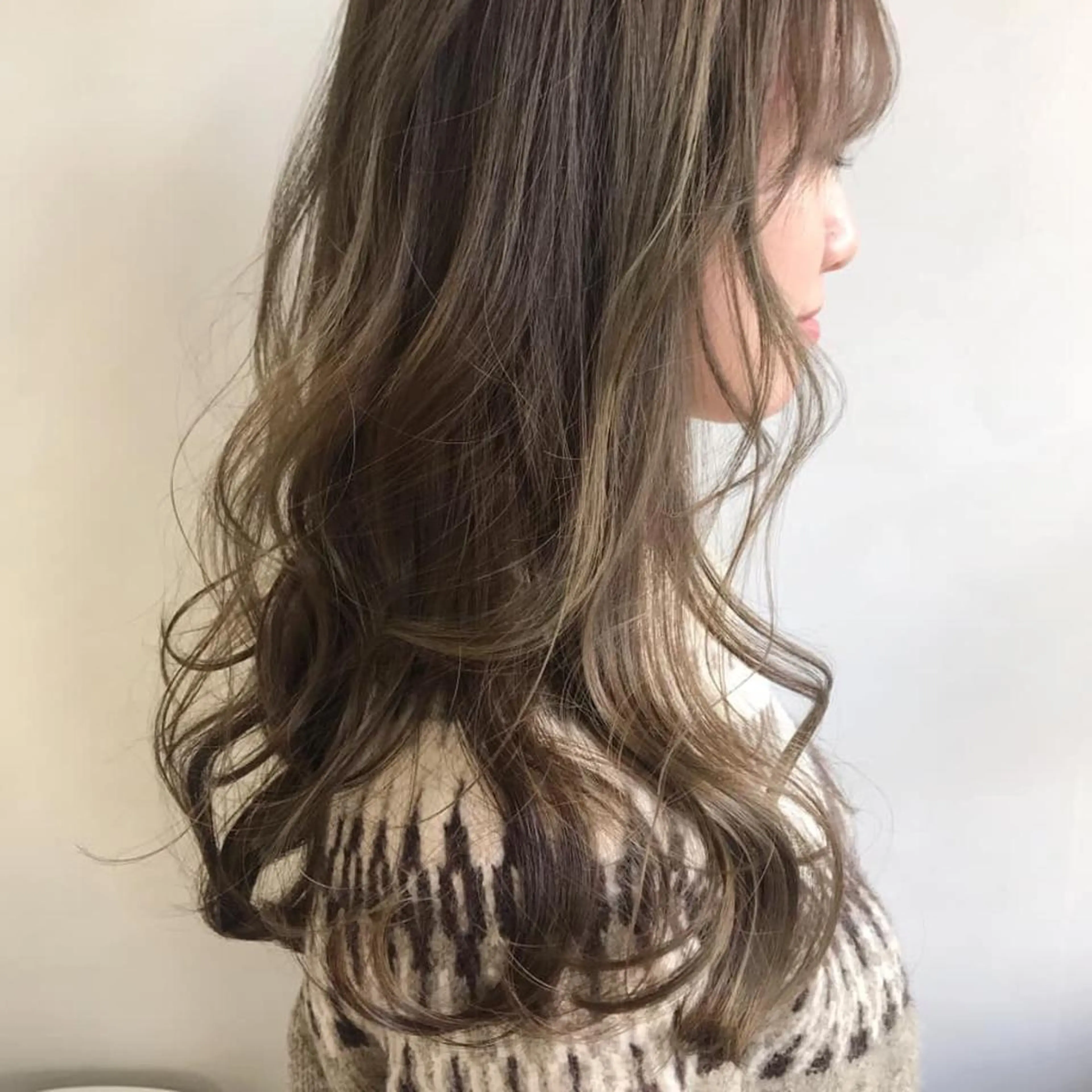 ロング FERIA梅田🖤 透明感カラー🎀のヘアスタイル