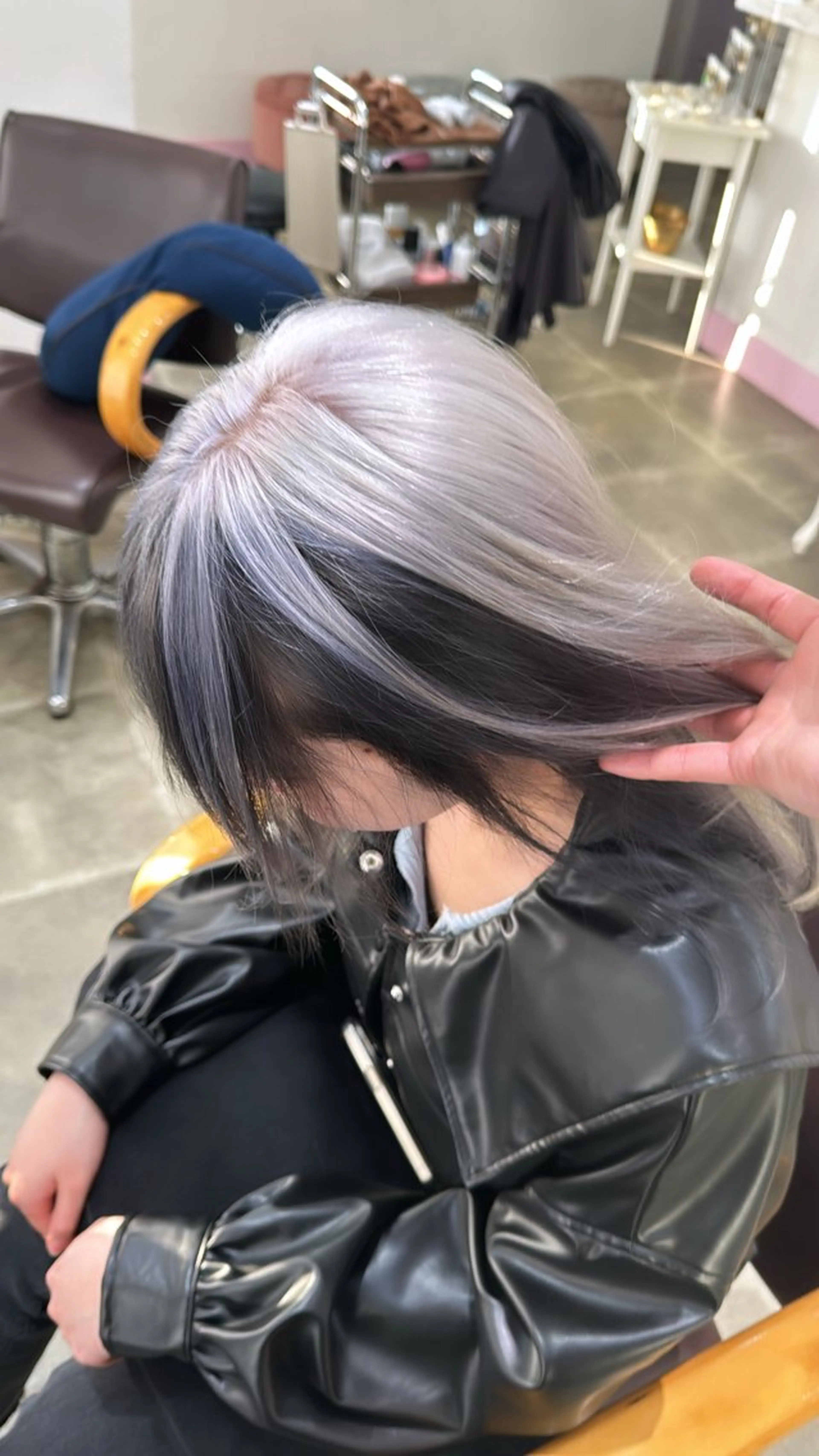 ロング 平川 侑磨のヘアスタイル