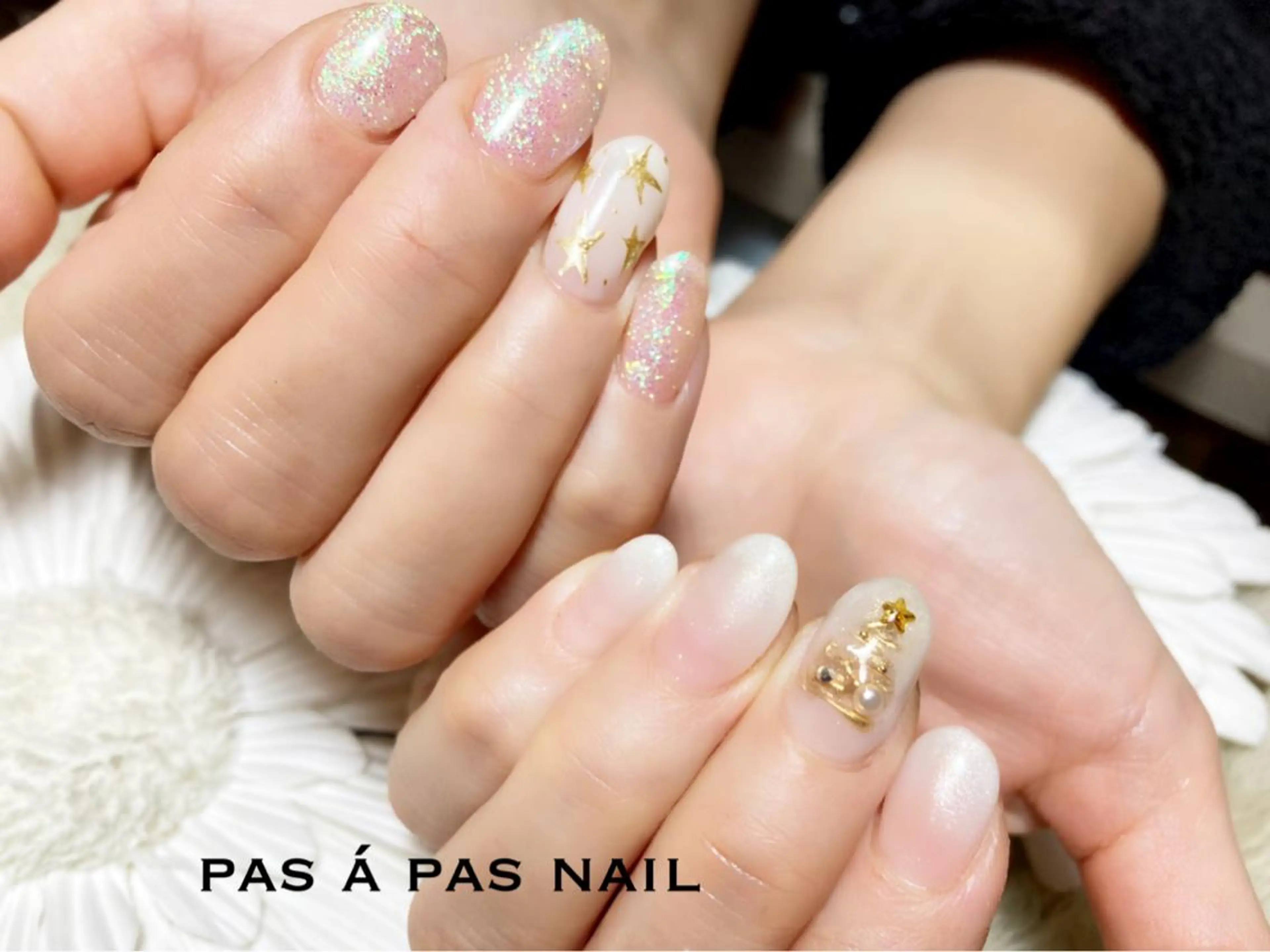 ネイル Yakko pas á pasのネイルデザイン