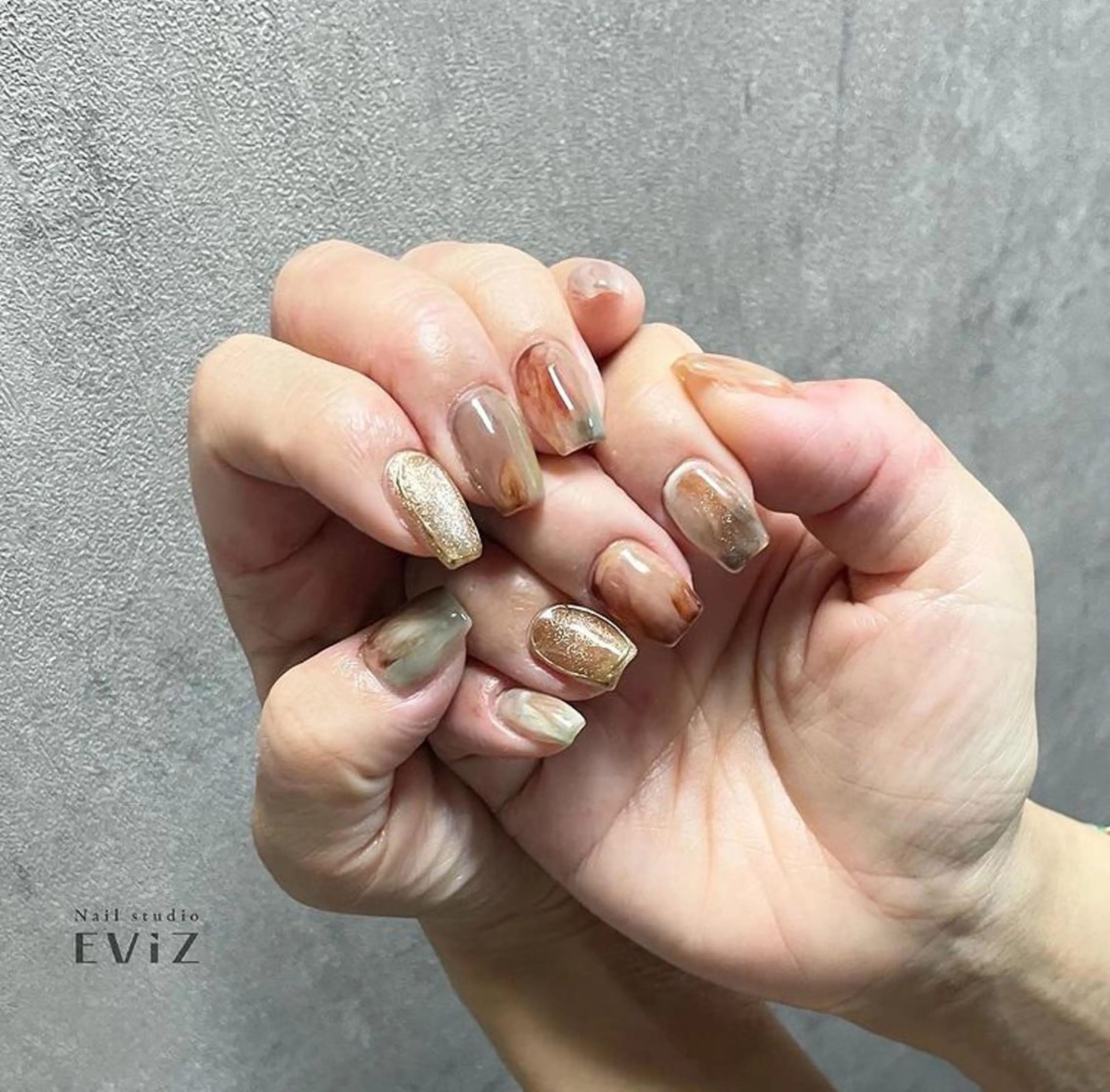 ネイル nailstudio eviz新宿店のネイルデザイン