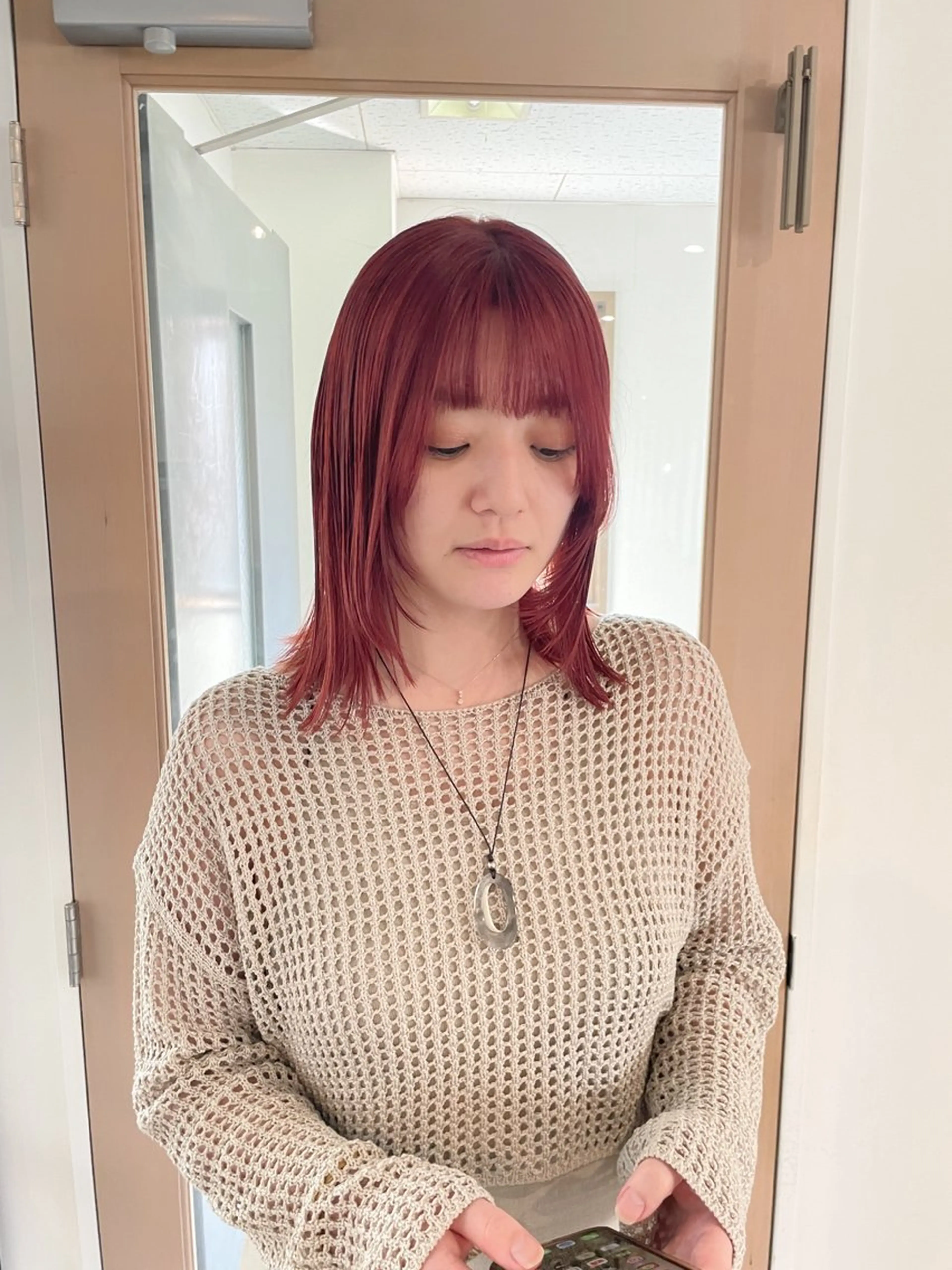 ミディアム カラー レッドカラー レイヤーカット Takuma Suzuki中目黒のヘアスタイル