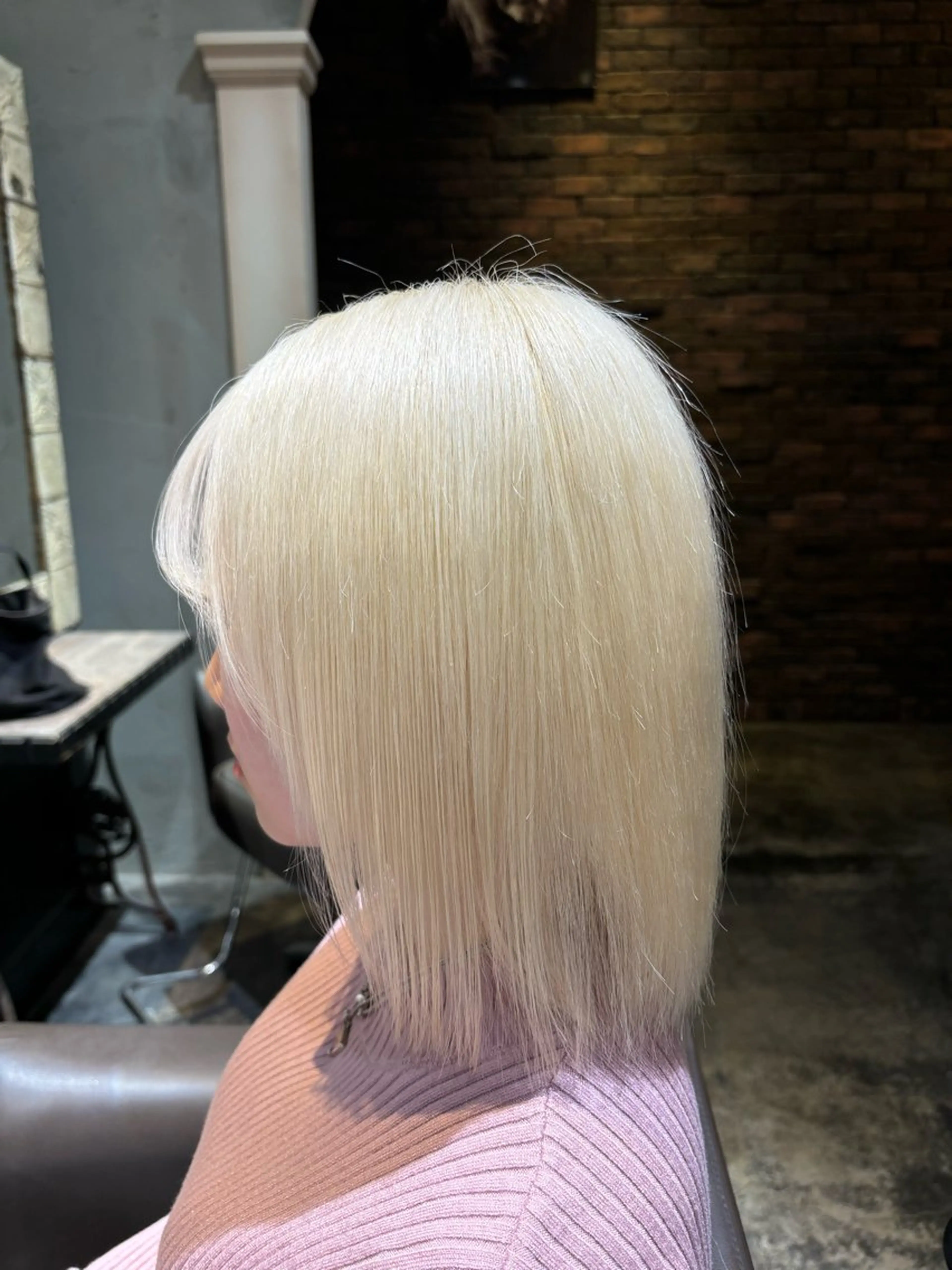 ミディアム ボブ ヘアカラー トリートメント 高見澤 優のヘアスタイル