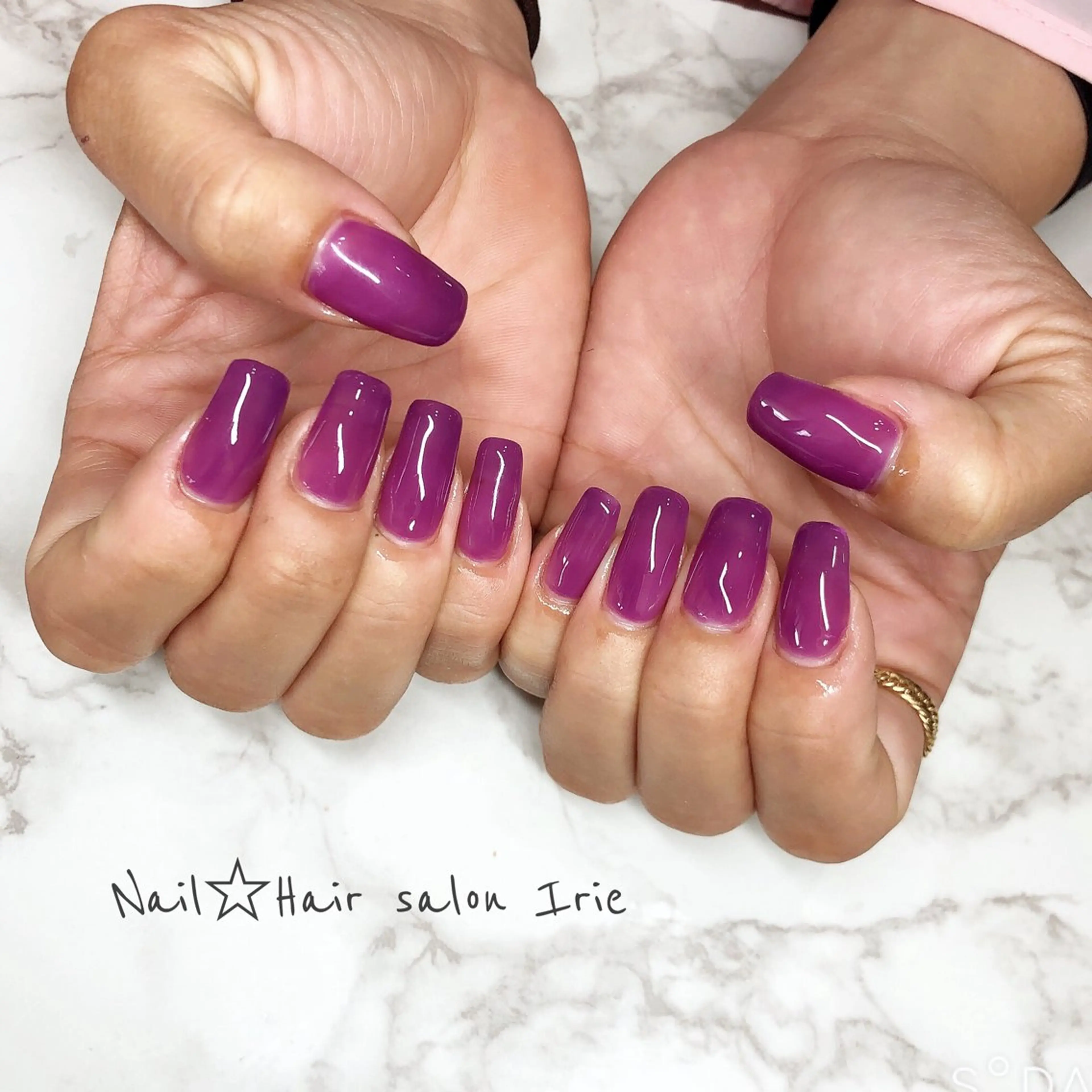 ネイル ハンドネイル ハンドケア 與儀 知佳のネイルデザイン