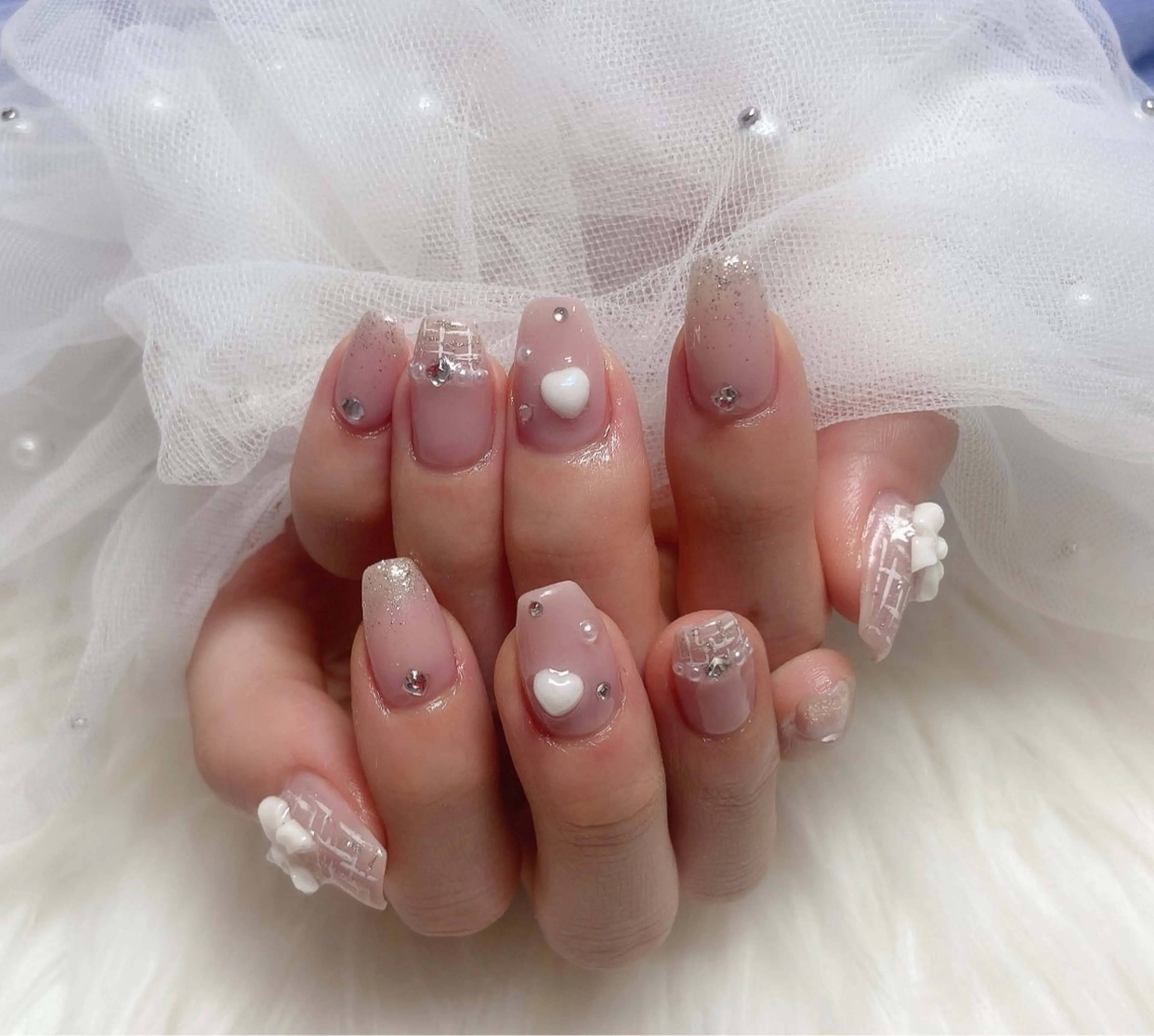 ネイル ハンドネイル ＆ME アンドミーのネイルデザイン